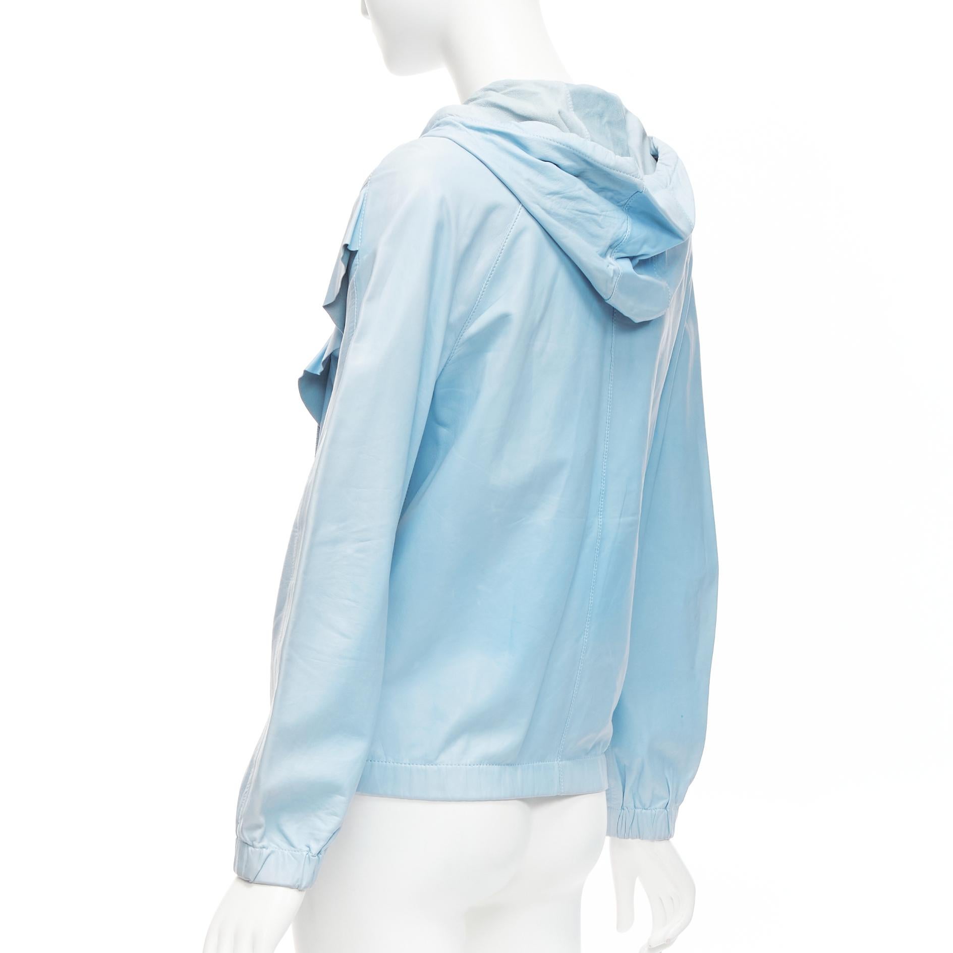RED VALENTINO chaqueta con capucha de piel de cordero azul polvo con volantes IT40 S en venta 2