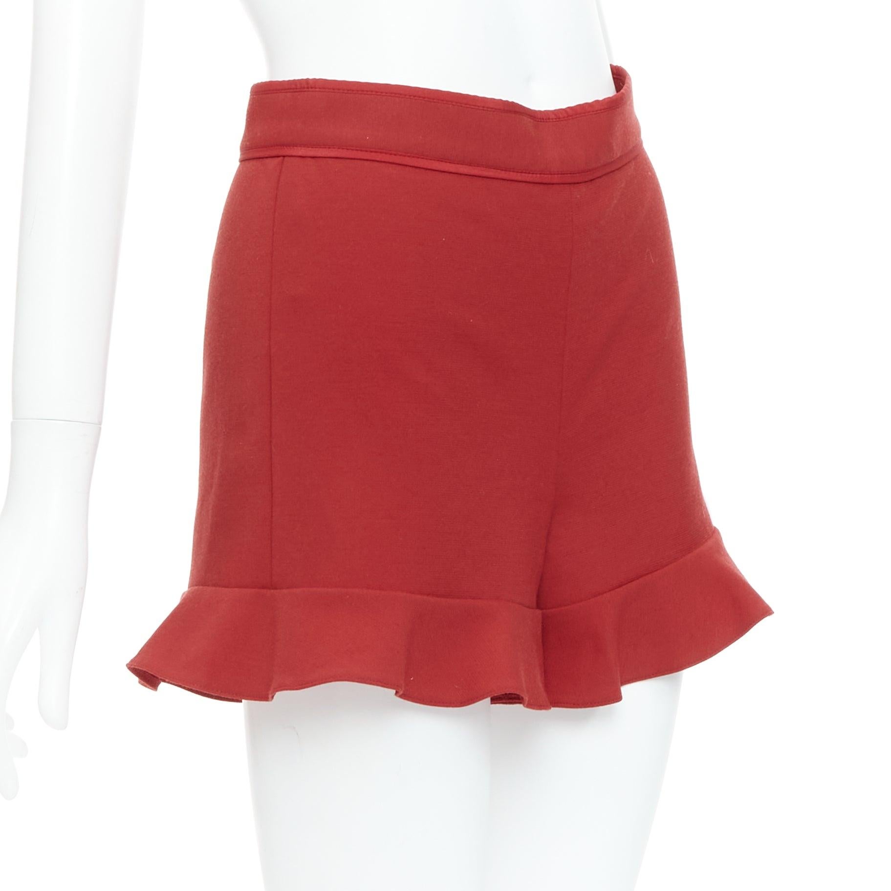 RED VALENTINO red ruffle hem high waisted shorts IT38 XS
Reference: CNLE/A00389
Brand: Red Valentino
Material: Polyester, Blend
Color: Red
Pattern: Solid
Closure: Zip
Lining: Red Fabric
Extra Details: Side zip.
Made in: