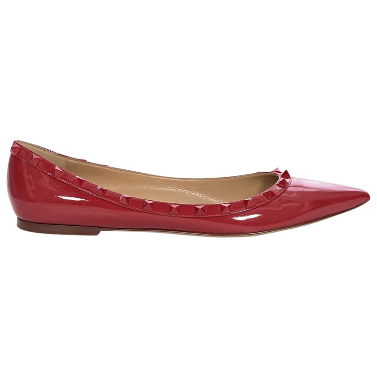 Valentino Red Rockstud Patent Leather Flats at | red patent leather flats, red shoes, valentino rockstud shoes