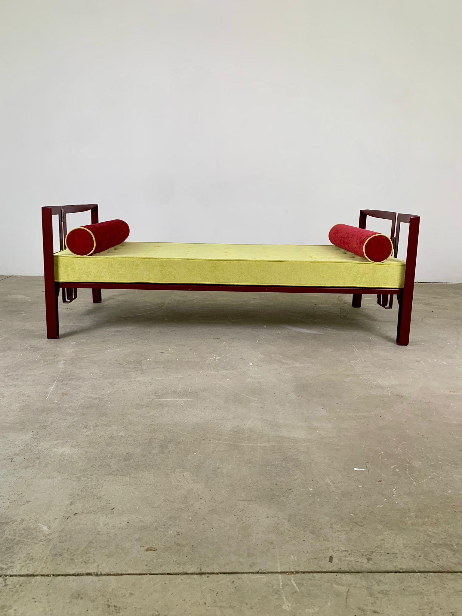 Mid-Century Modern Lit simple Vanessa rouge de Tobia Scarpa pour Simon, Italie, années 1960 en vente