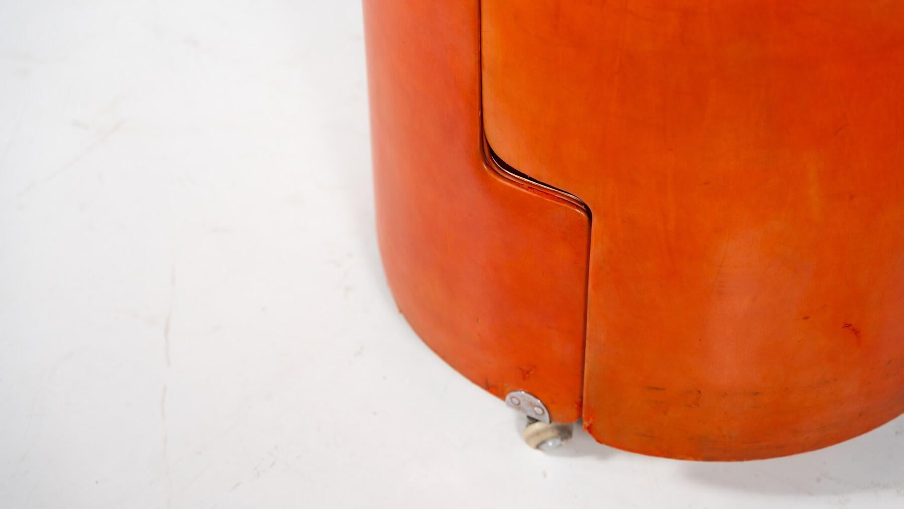 Vanity Mod. rouge Dilly Daily de Luigi Massoni pour Poltrona Frau, 1968 1