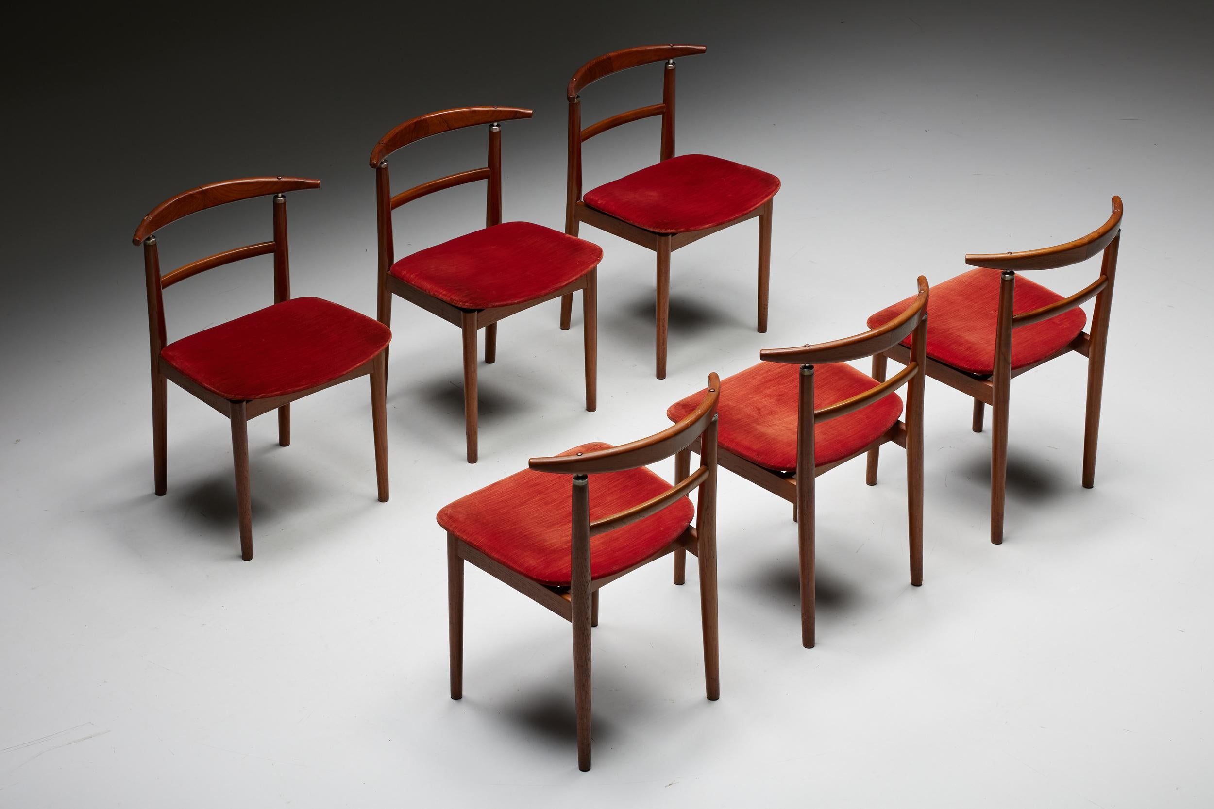 Red Velvet Dining Chairs by Helge Sibast and Borge Rammeskov for Sibast, Denmark In Excellent Condition In Antwerp, BE
