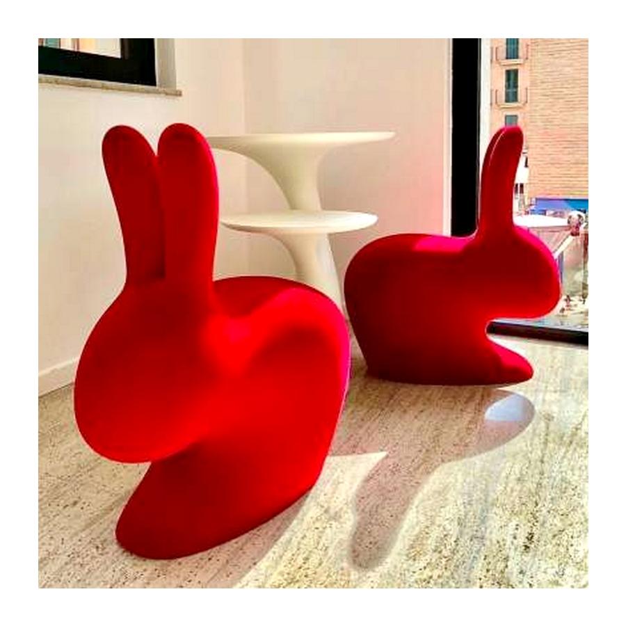 italien Chaise lapin en velours rouge, par Stefano Giovannoni en vente