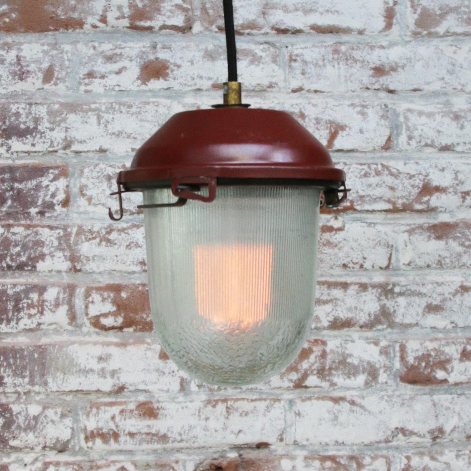 20th Century Red Vintage Industrial Clear Striped Glass Pendant Lights For Sale