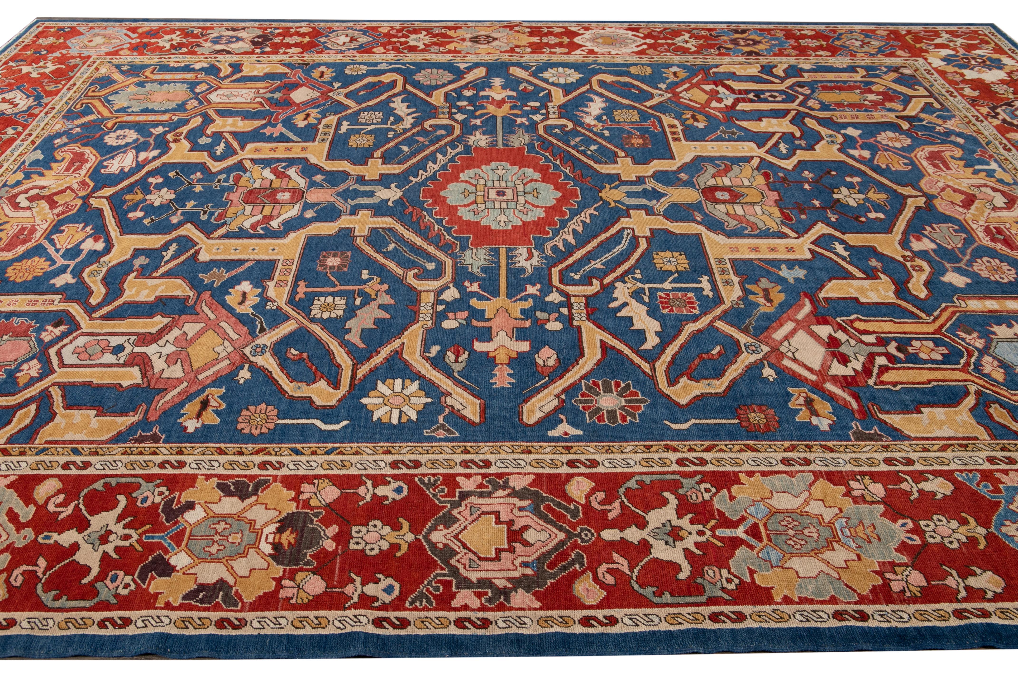Türkischer handgefertigter marineblauer Vintage-Wollteppich mit Allover-Motiv in Rot im Zustand „Hervorragend“ im Angebot in Norwalk, CT