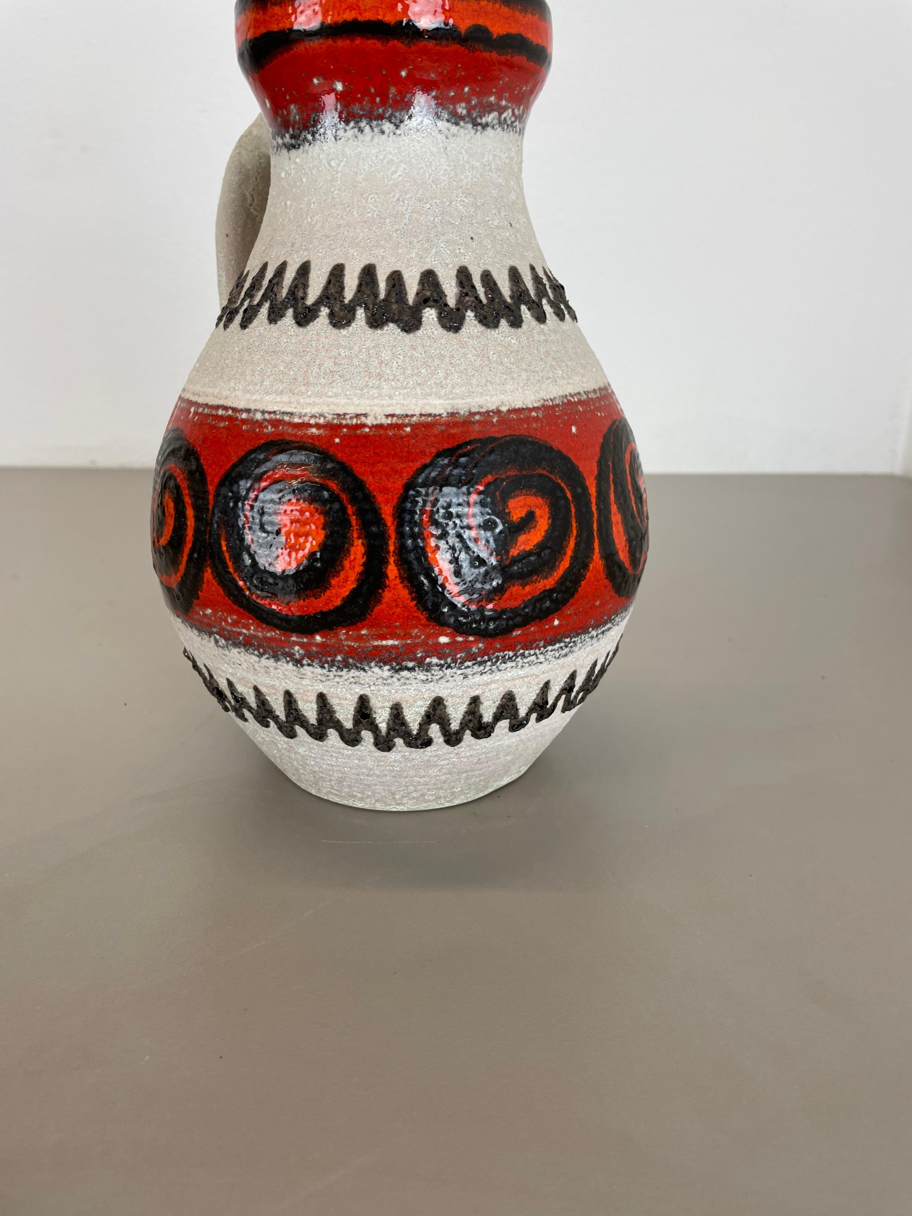 rot weiß Keramik Brutalistische Vase Fat Lava Carstens Tönnieshof, Deutschland, 1970er Jahre im Angebot 9