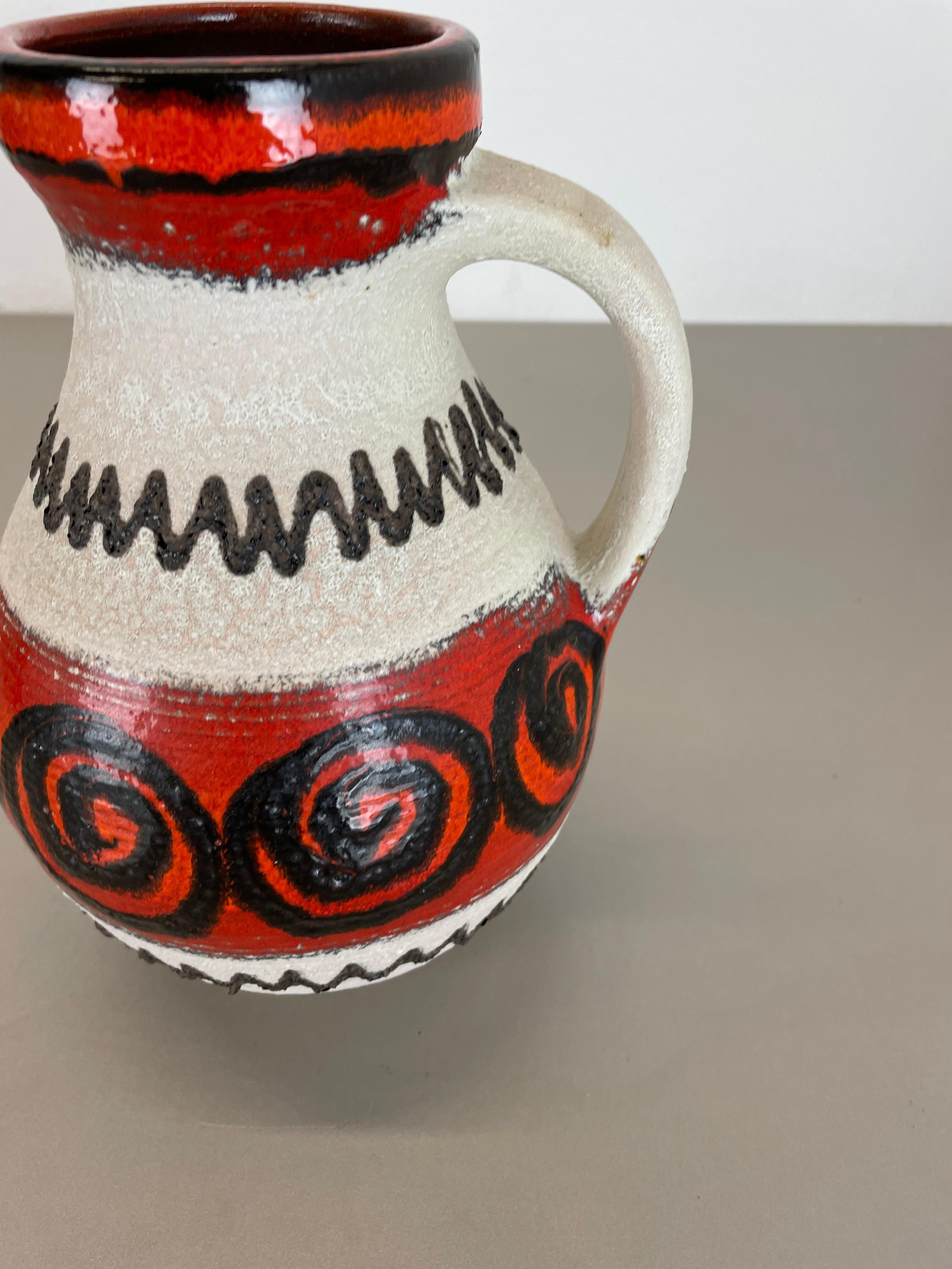 rot weiß Keramik Brutalistische Vase Fat Lava Carstens Tönnieshof, Deutschland, 1970er Jahre im Angebot 3