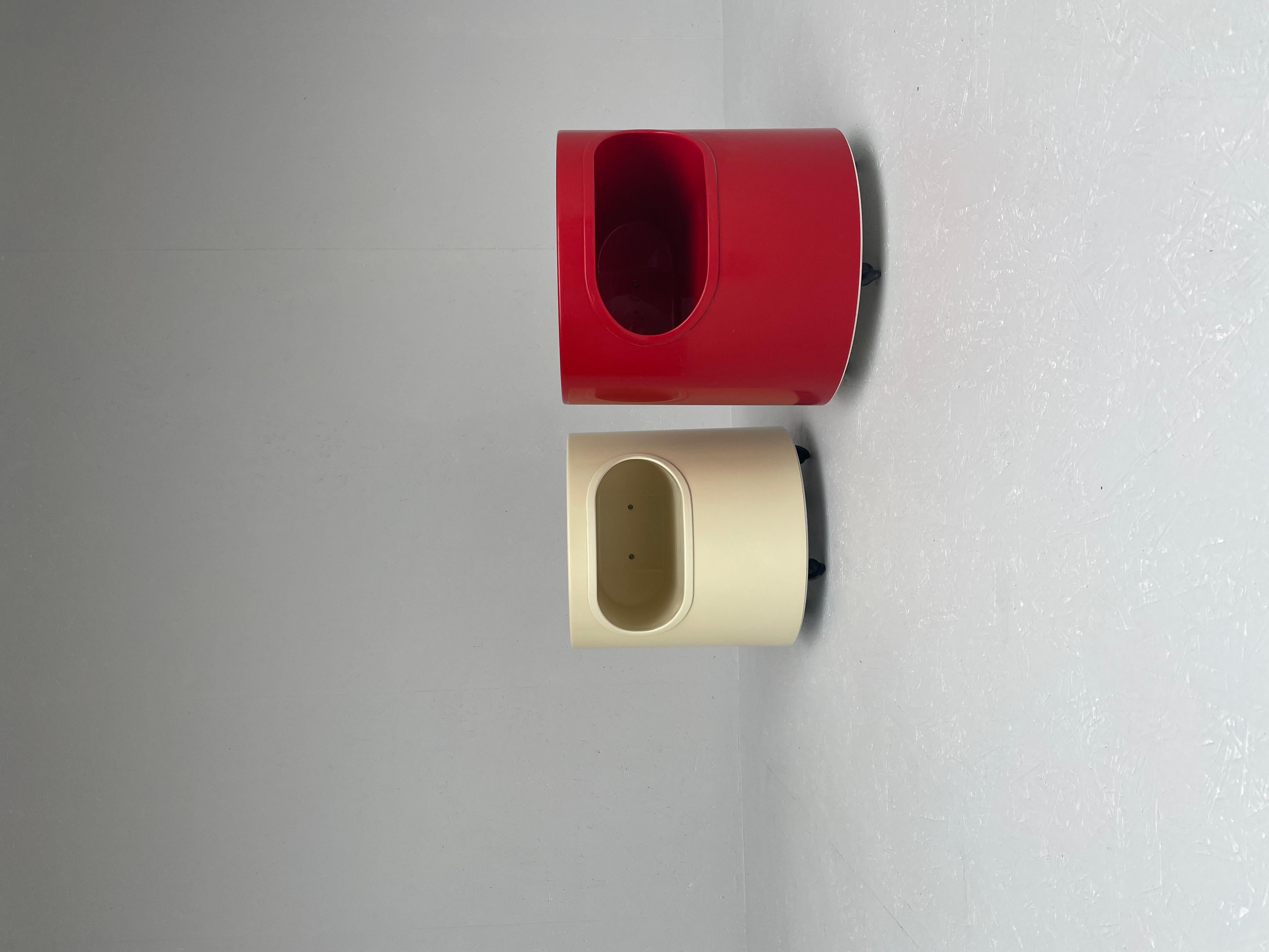 Mid-Century Modern Red & White Giano-giano-vano by Emma Gismondi for Artemide, 1960s