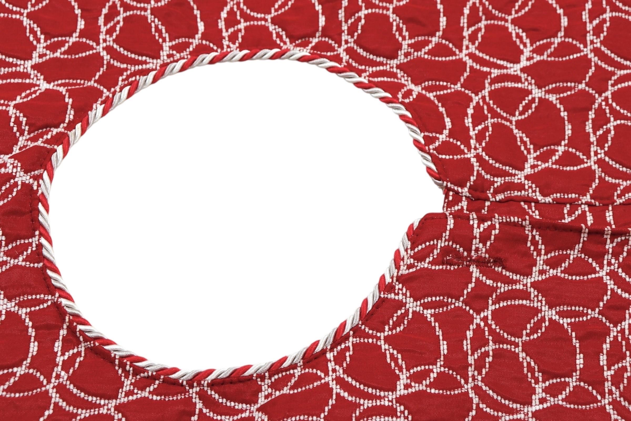 Late 20th Century Red & White Tree Skirt with Faux Fur Trim For Sale