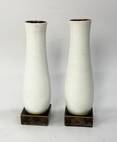 Red Wing Charles Murphy-Designed Pair Pottery Vases -- Elfenbein Crackle & Gunmetal