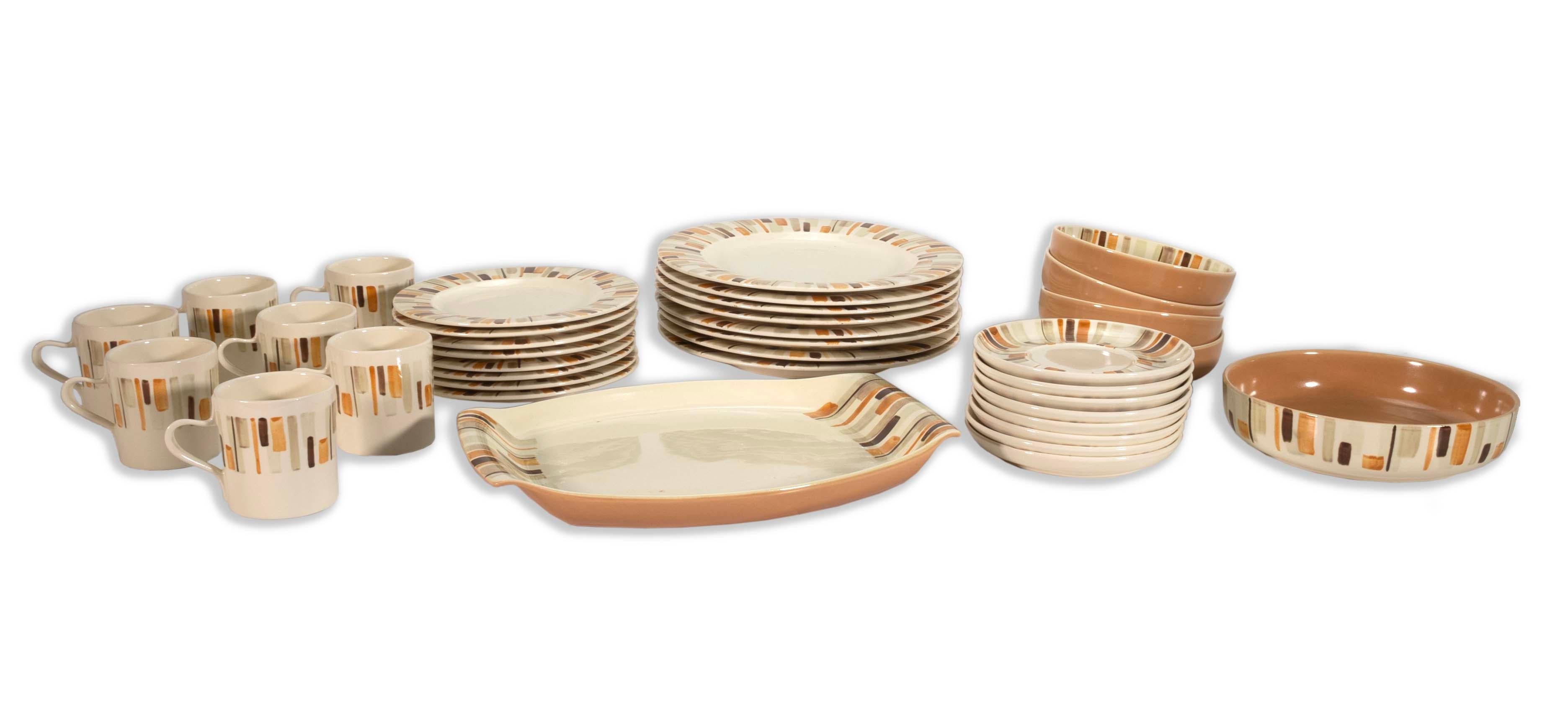 Red Wing Desert Sun China Set of 37 Pieces Mid Century Modern w/ Original Box In Good Condition In Keego Harbor, MI
