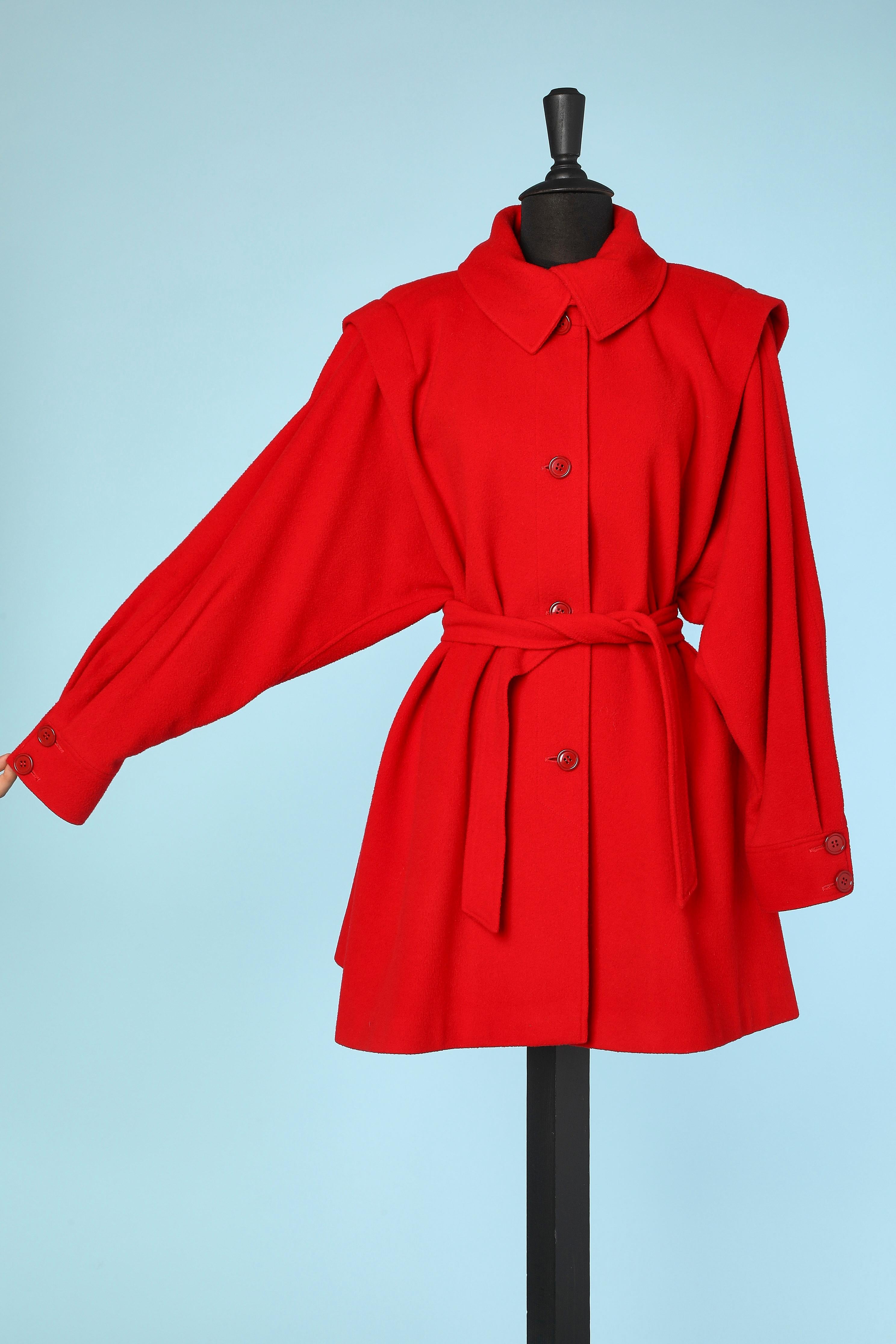 Red wool coat with belt Ungaro Solo Donna  In Excellent Condition For Sale In Saint-Ouen-Sur-Seine, FR