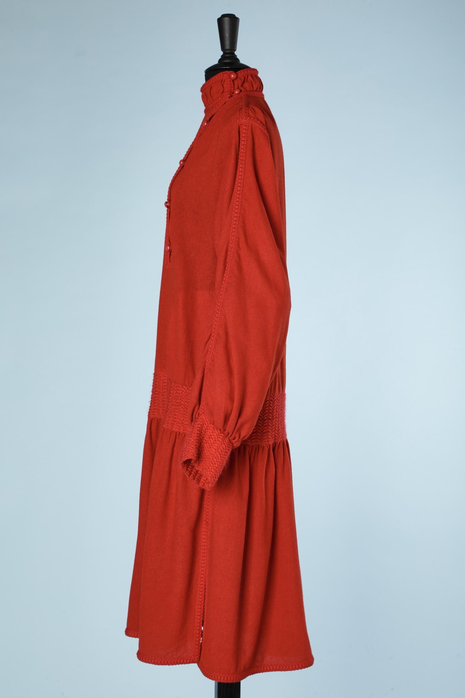 Red wool dress with knit details Russian style Yves Saint Laurent Rive Gauche  In Excellent Condition For Sale In Saint-Ouen-Sur-Seine, FR