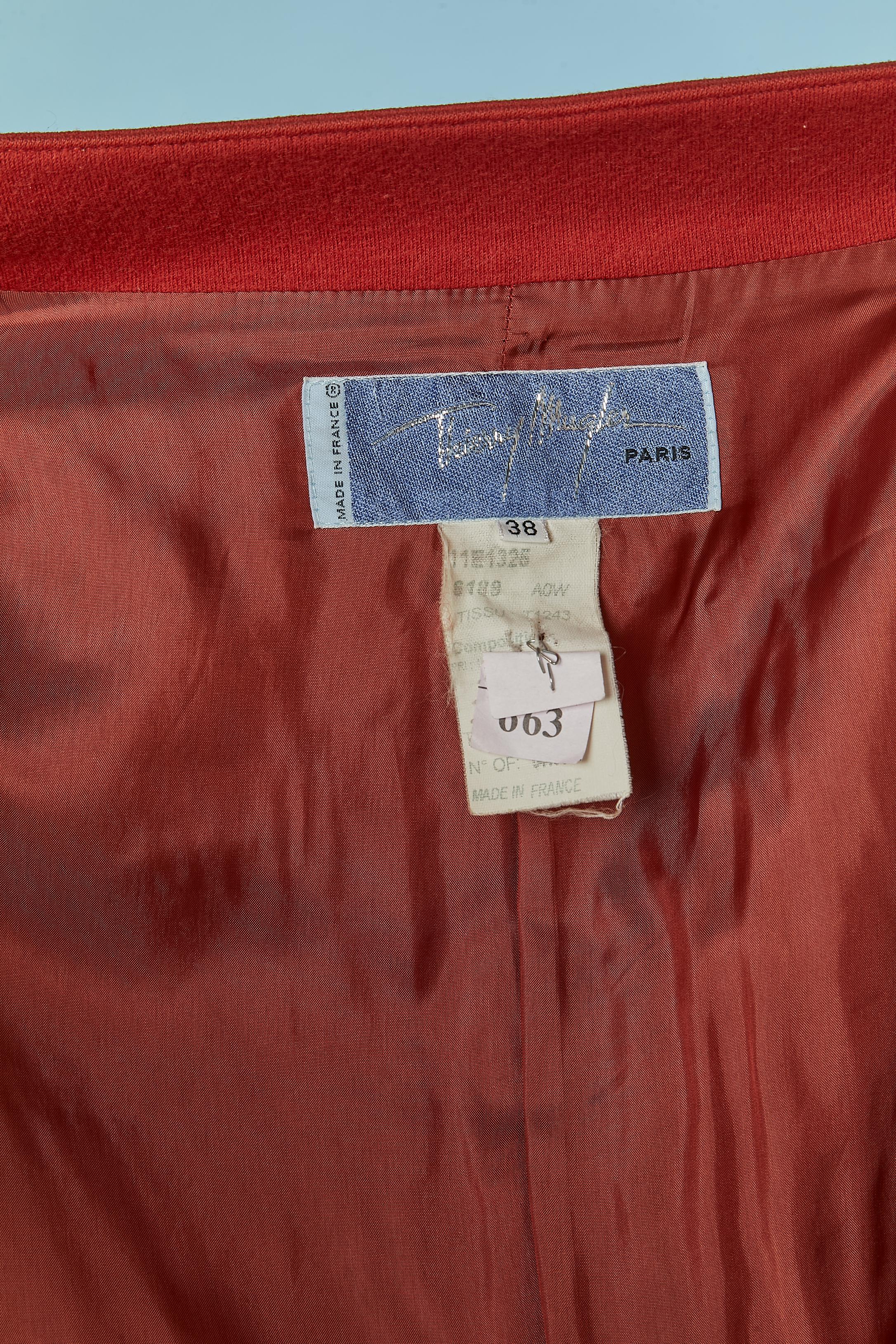 Gonna-suit in jersey di lana rossa Thierry Mugler Circa anni '90 in vendita 3