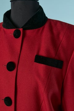 Tailleur con gonna in lana rossa e dettagli in velluto nero Emmanuelle Khanh