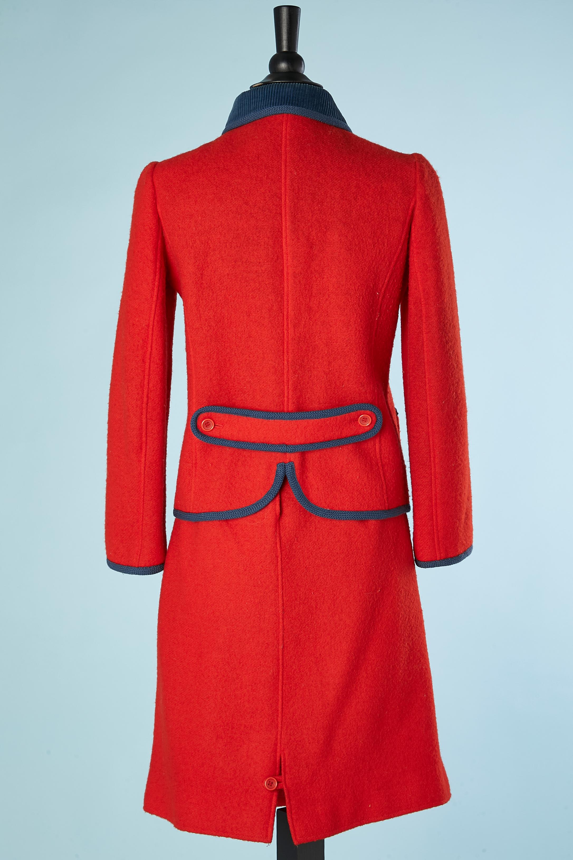 Combinaison jupe en laine rouge, col en velours côtelé bleu Courrèges Paris  en vente 1