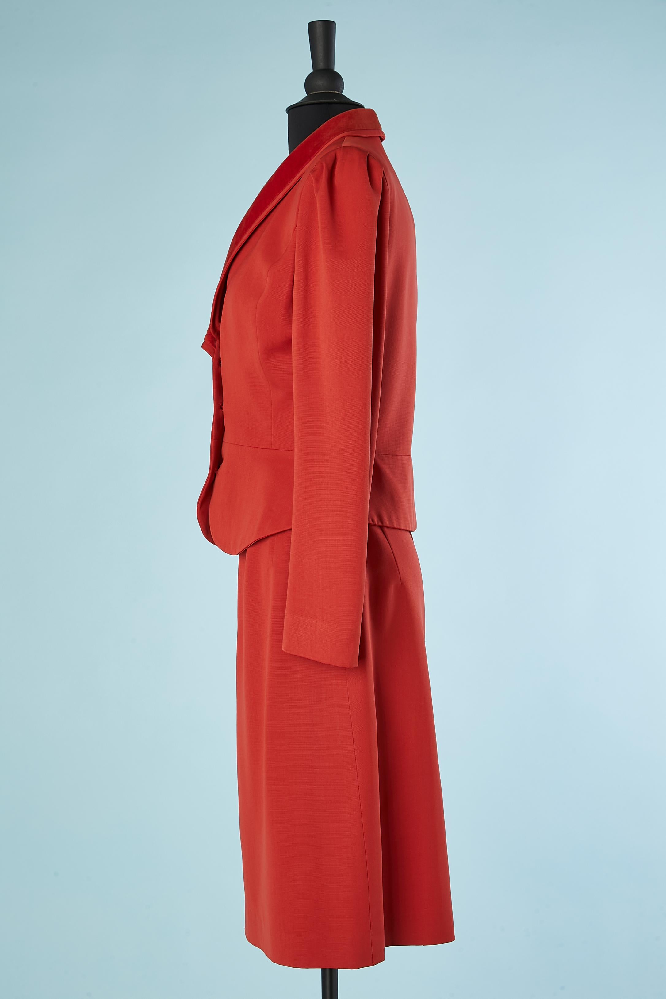 Women's Red wool skirt-suit with velvet collar Lanvin Circa 1960's  For Sale