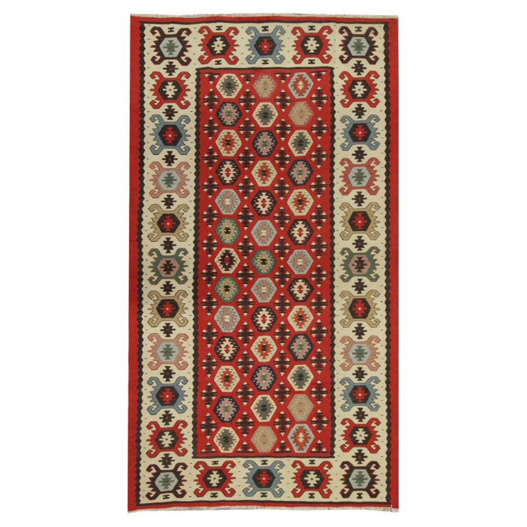 Red Wool Vintage Rug Turkish Kilim Handwoven Carpet Sarkoy Kilim Rug For Sale at 1stDibs