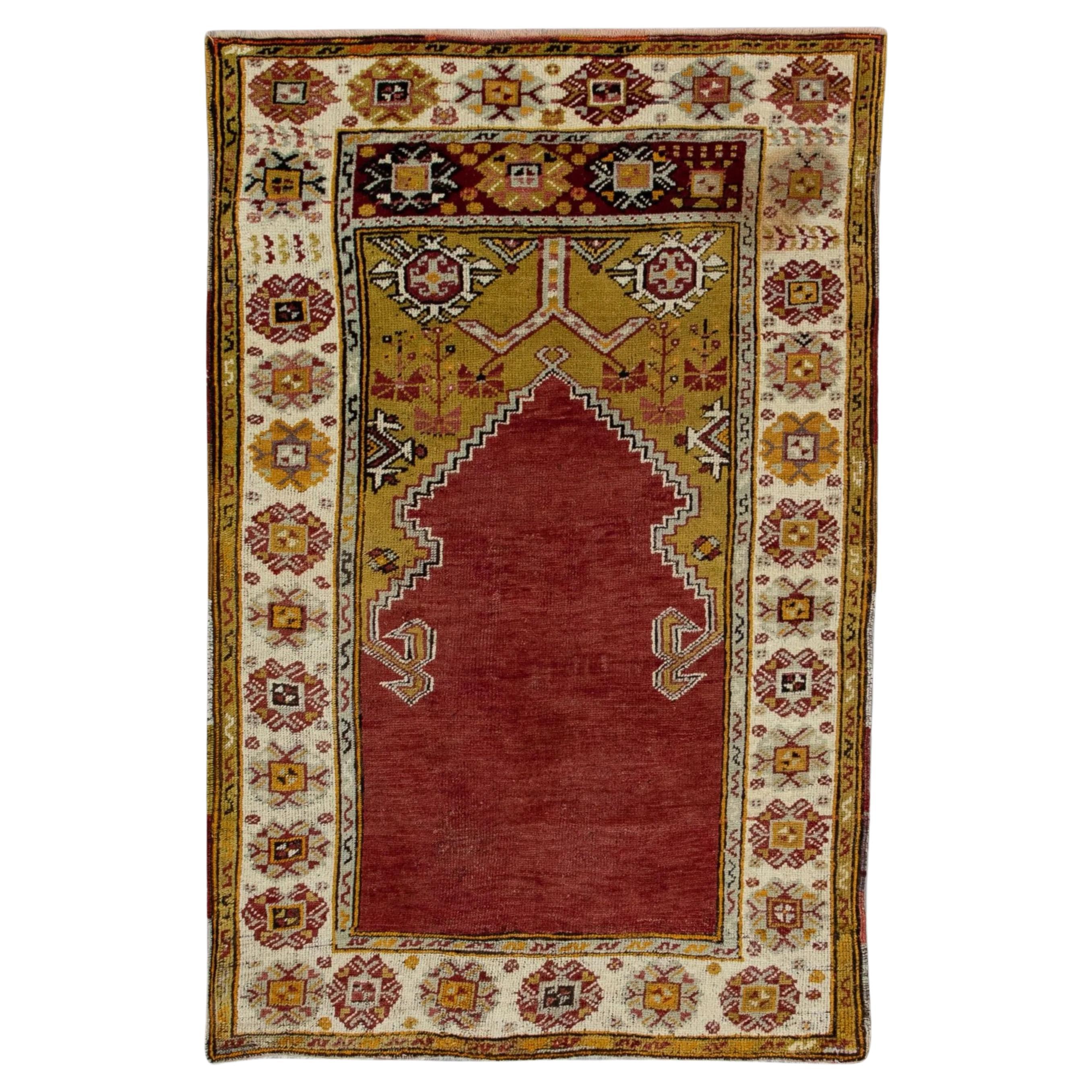 Alfombra Oushak Turca Vintage Tejida a Mano en Lana Roja y Amarilla 3'5" x 5' en venta