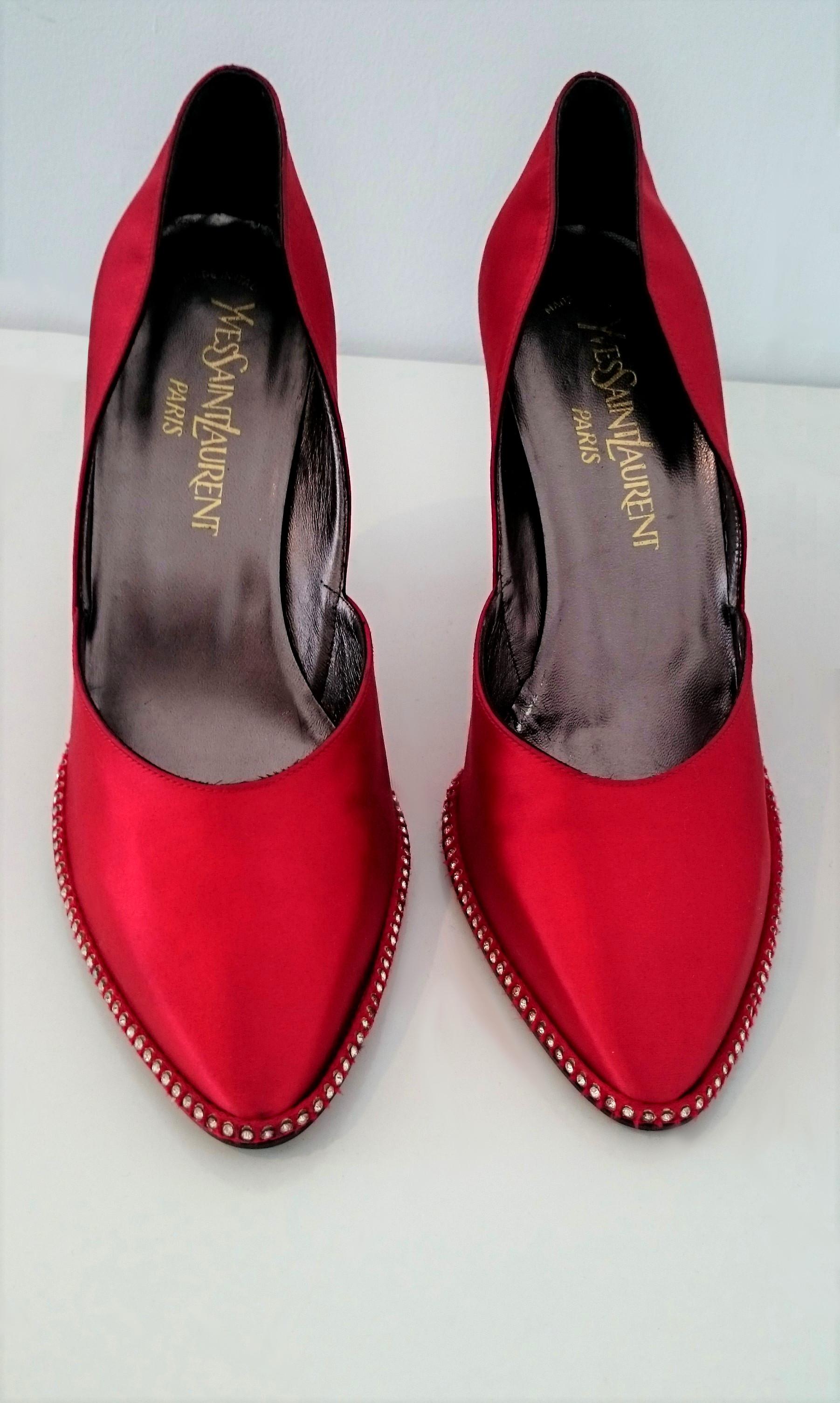 Red Yves Saint Laurent Silk Heels Embroidered with Swarovski For Sale 2