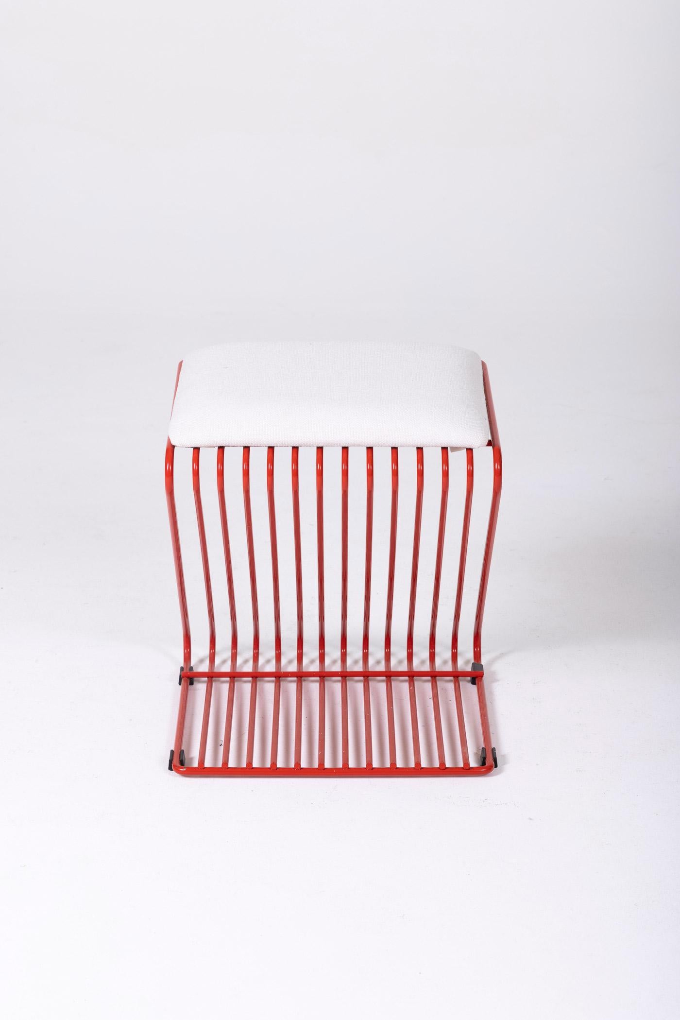 Tabouret rouge 