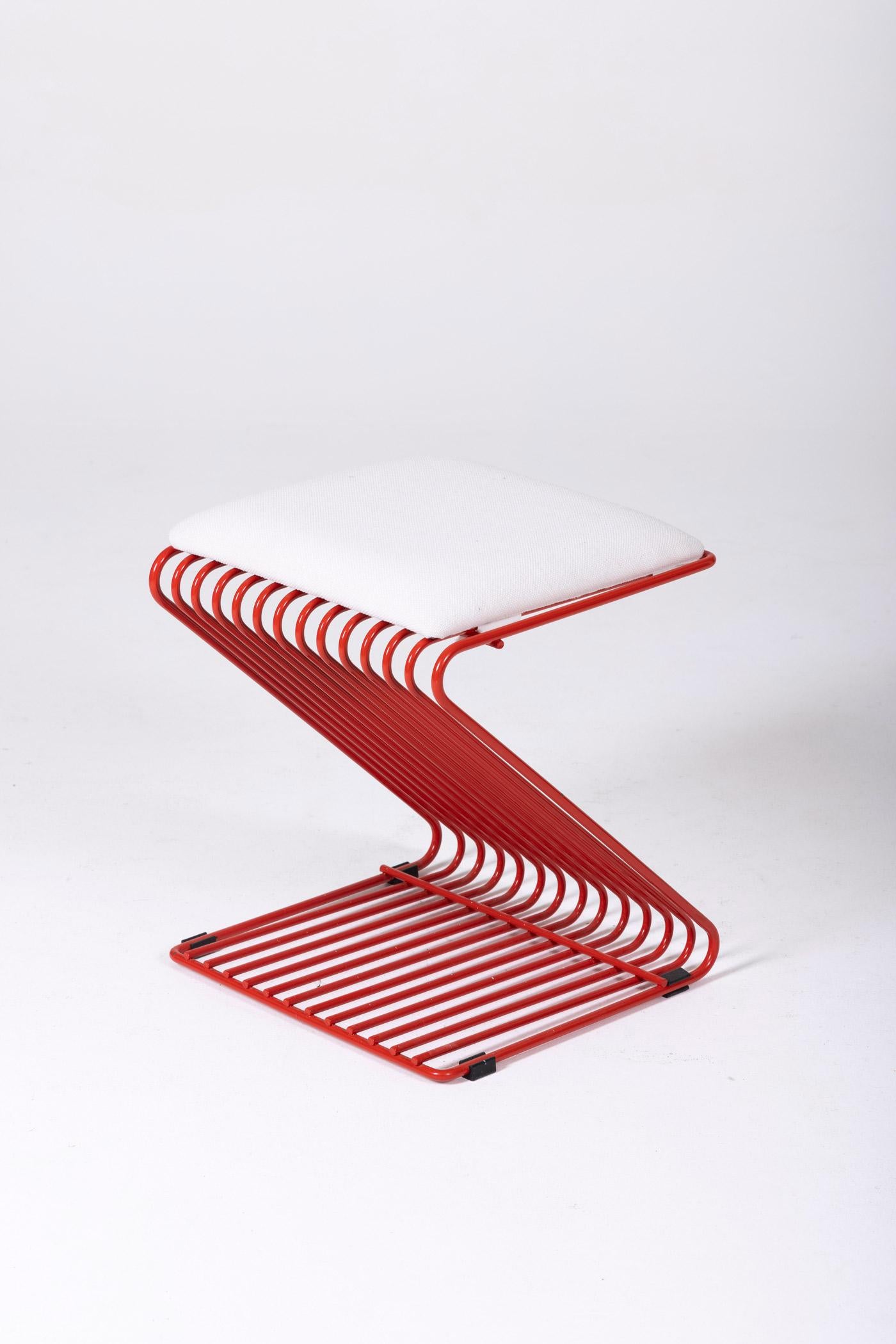 Tabouret rouge 
