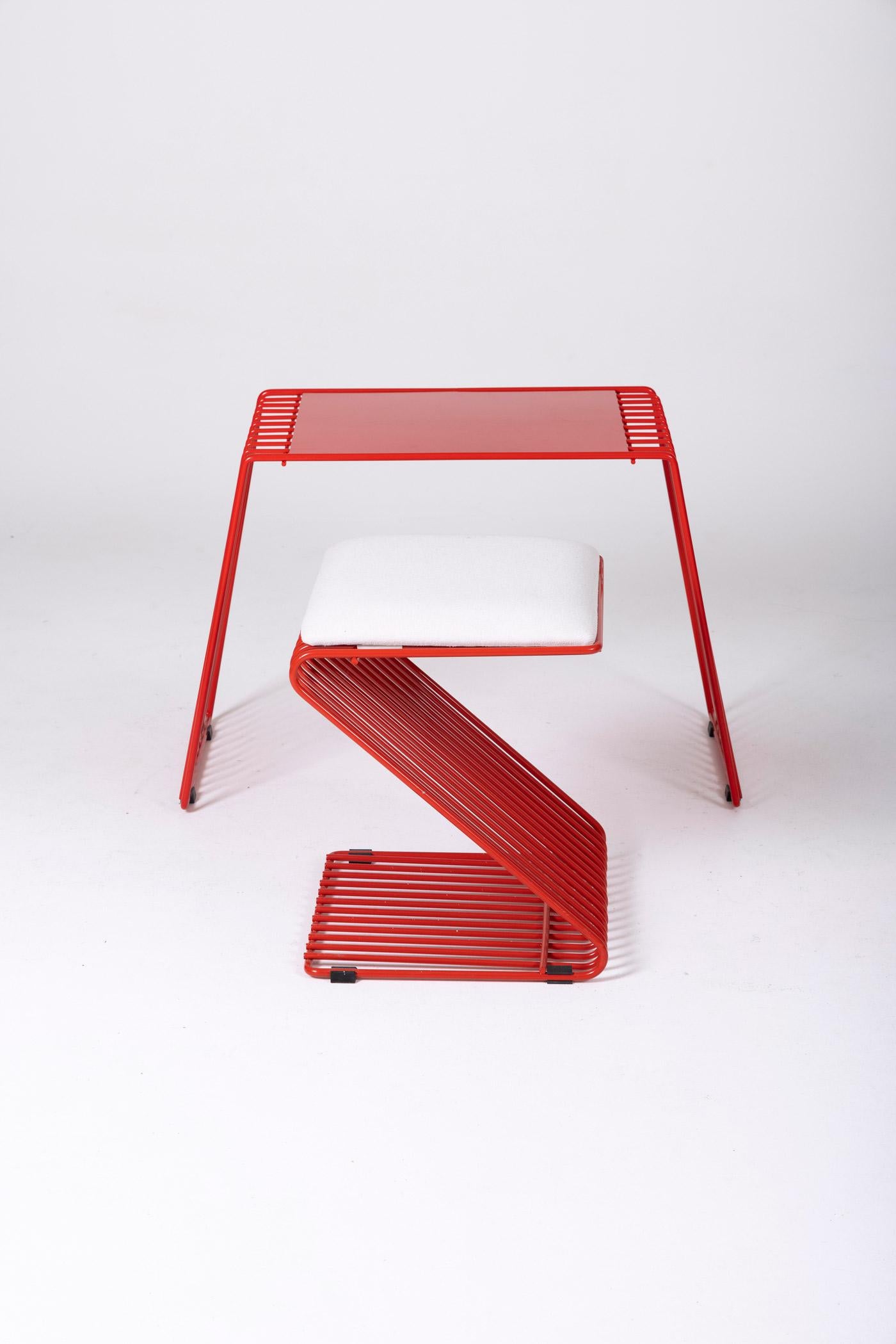 Tabouret rouge 