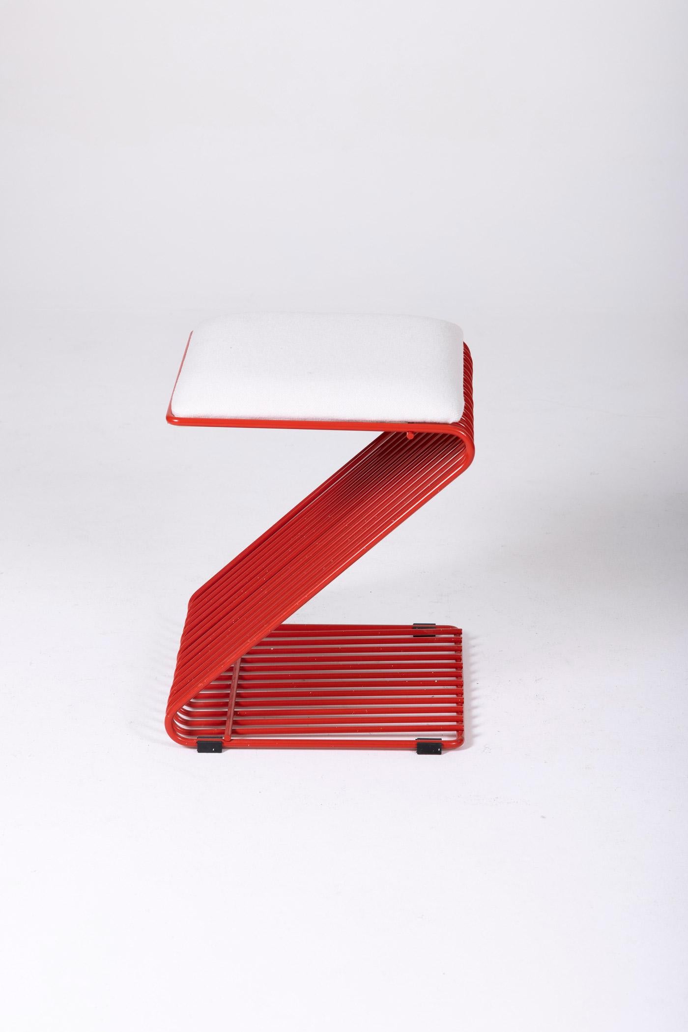 XXIe siècle et contemporain Tabouret rouge 