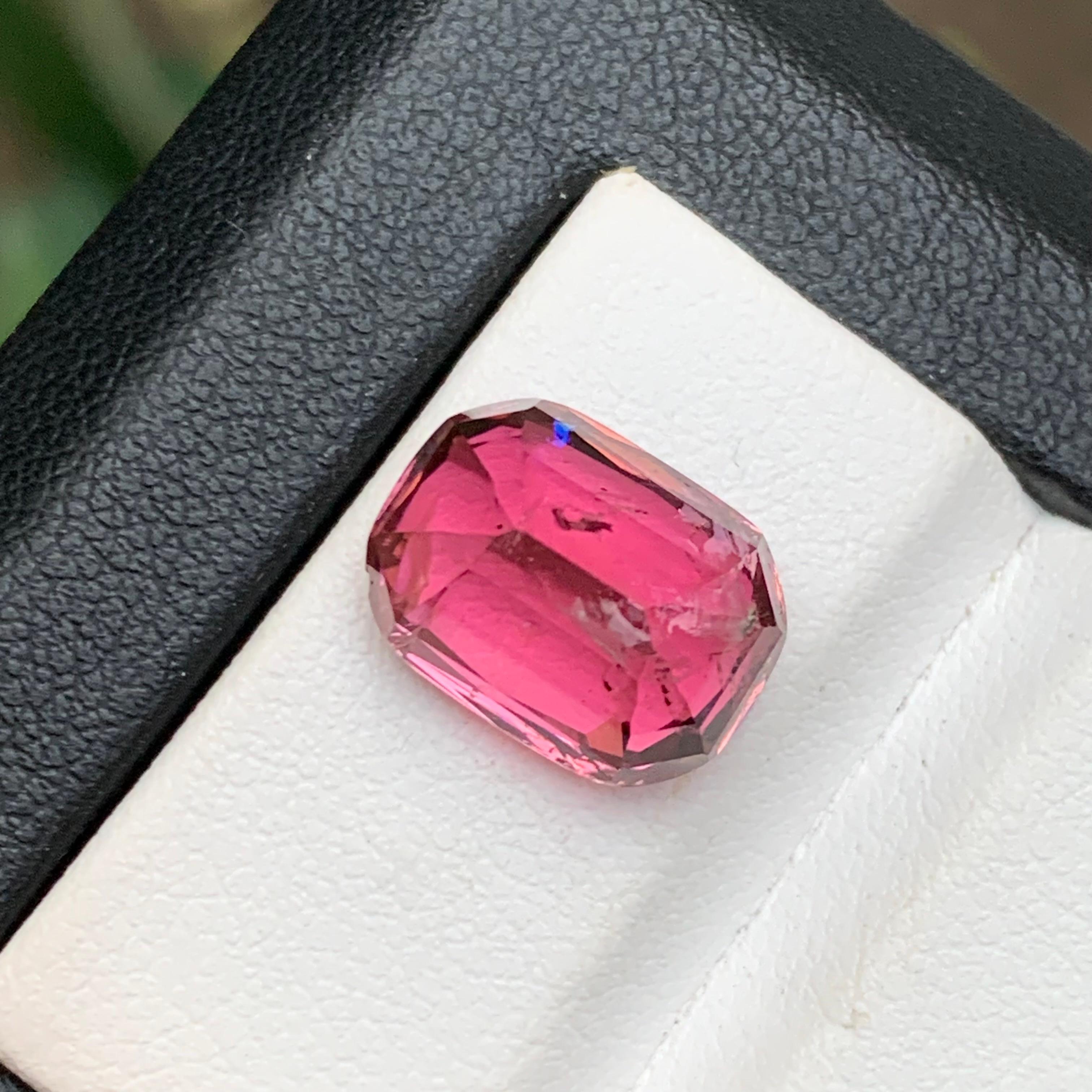 Reddish Hue Vivid Pink Natural Tourmaline Ring, Pendant Gemstone 7.90 Ct Cushion In New Condition For Sale In Peshawar, PK