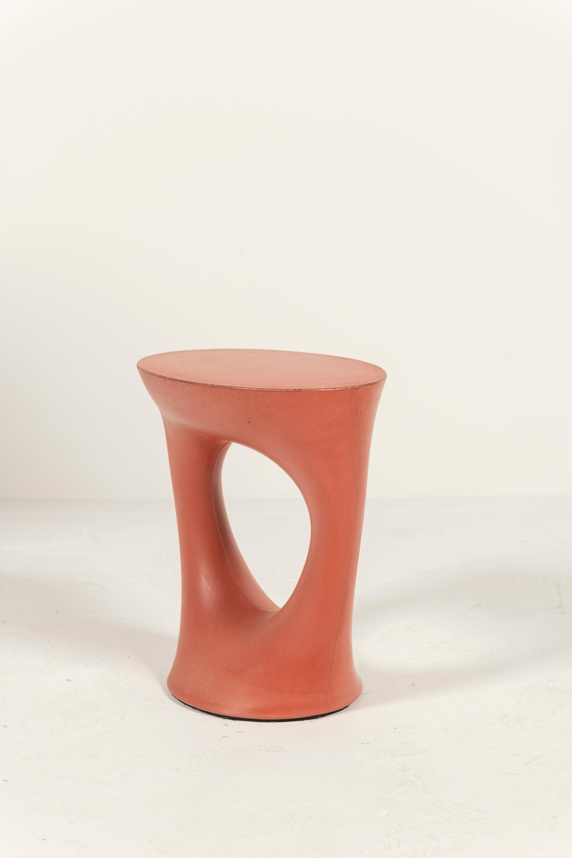 Reddish-Orange Modern Short Kreten Side Table by Souda Siglo XXI y contemporáneo en venta