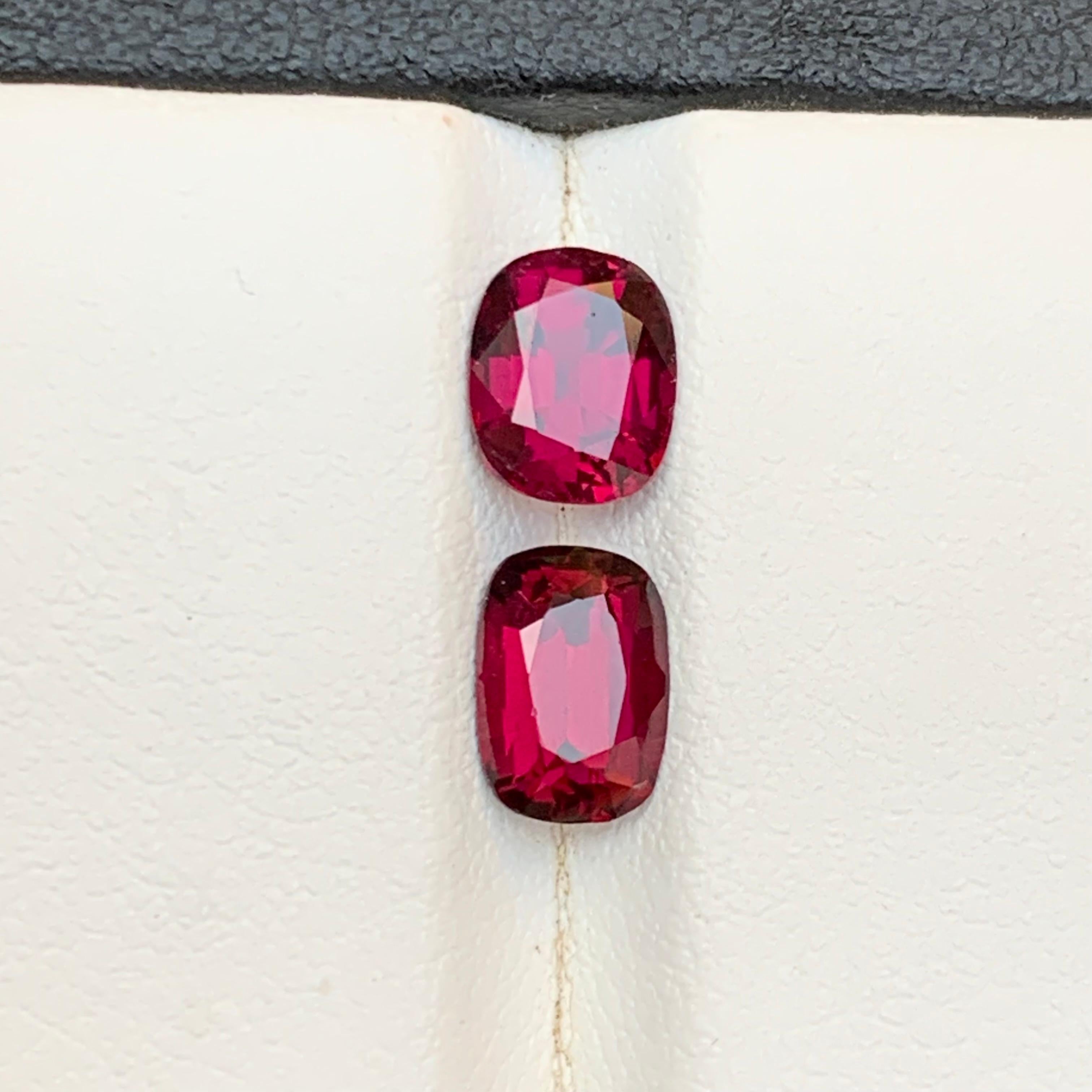 Granate Rosa Rojizo 3,27 Ct Piedras Naturales Sueltas Talla Oval para Anillo  Joyería Contemporáneo en venta