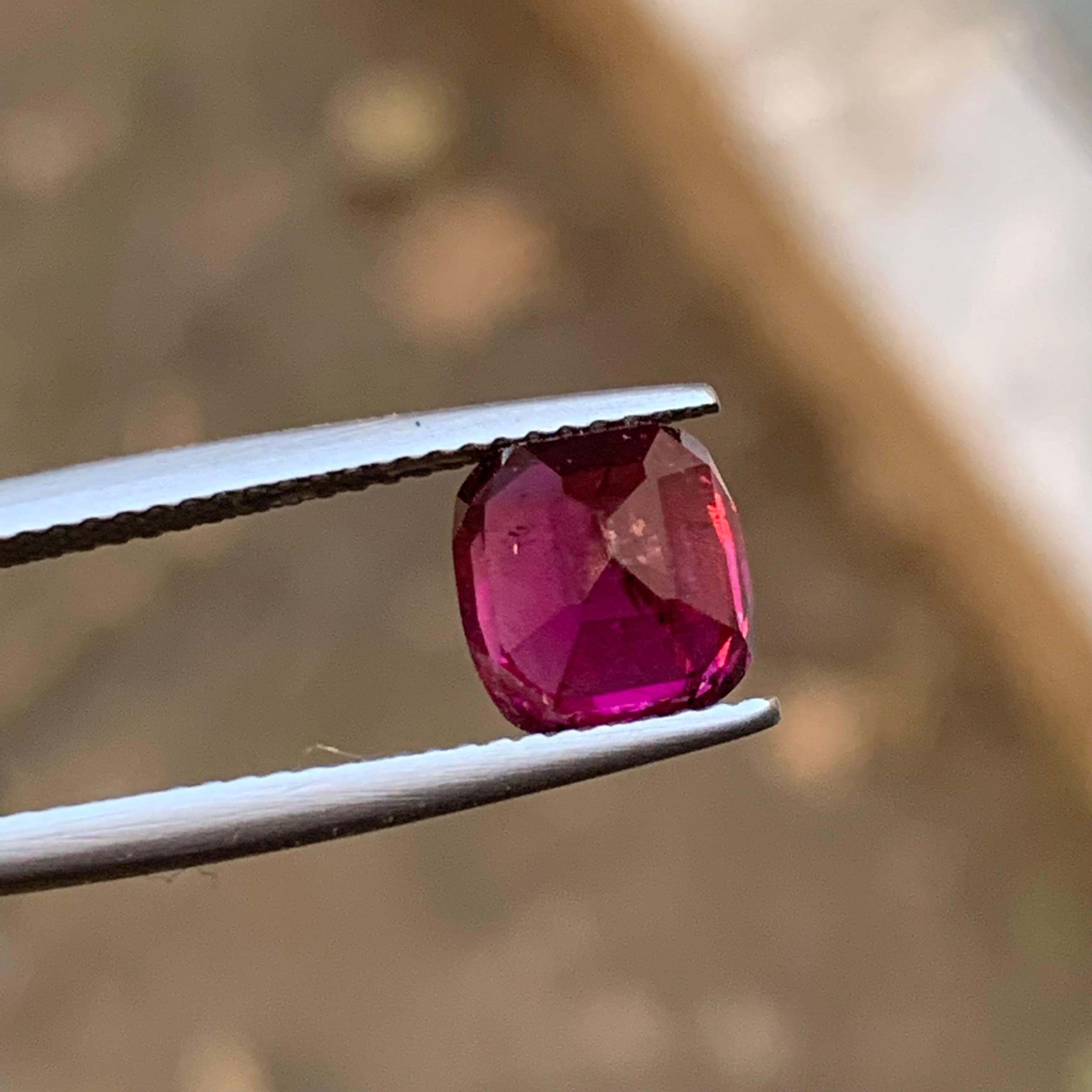 Rötlich rosa natürlichen Rhodolith Granat Ring lose Edelstein 3,10 Ct Cushion Cut im Angebot 5
