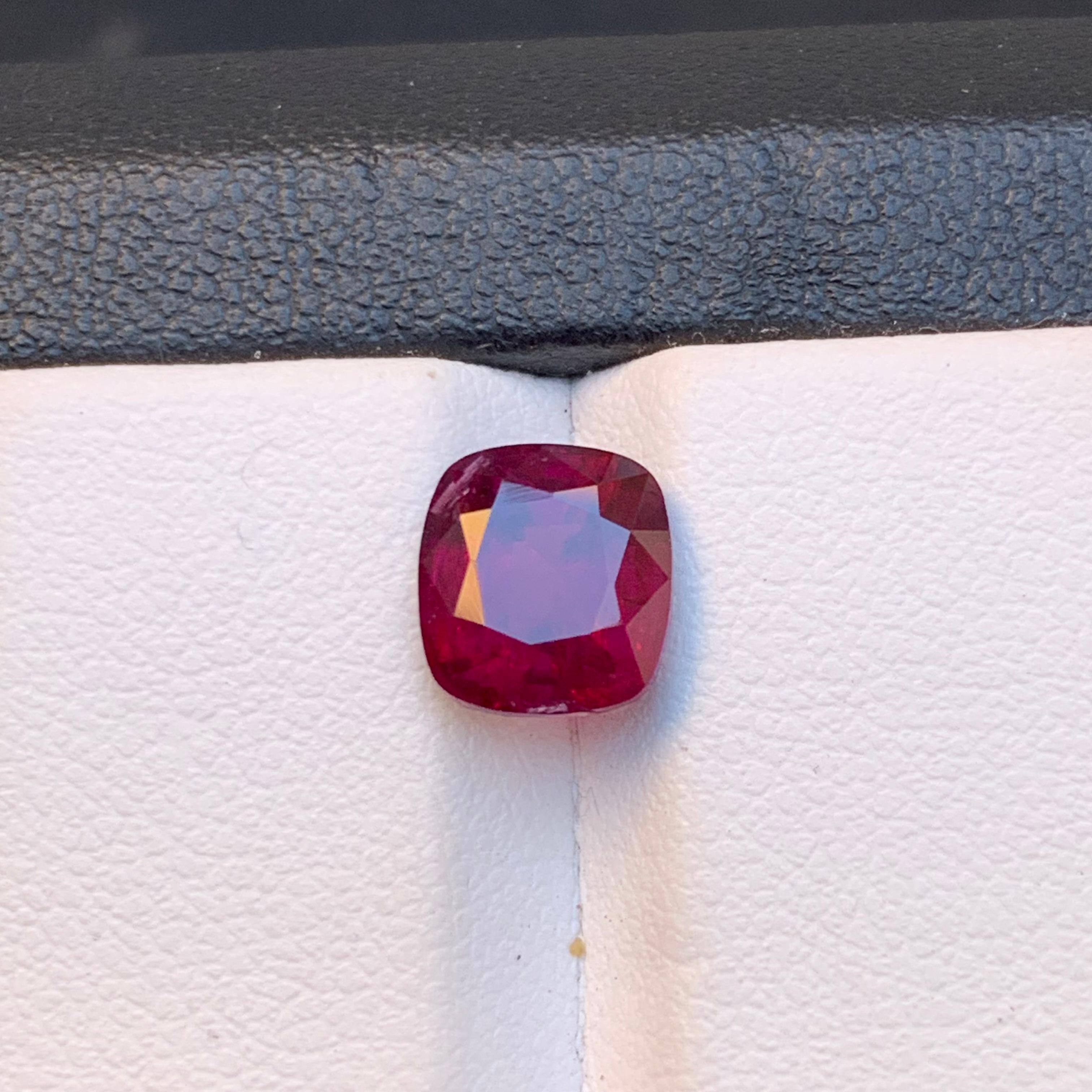 Rötlich rosa natürlichen Rhodolith Granat Ring lose Edelstein 3,10 Ct Cushion Cut im Angebot 6