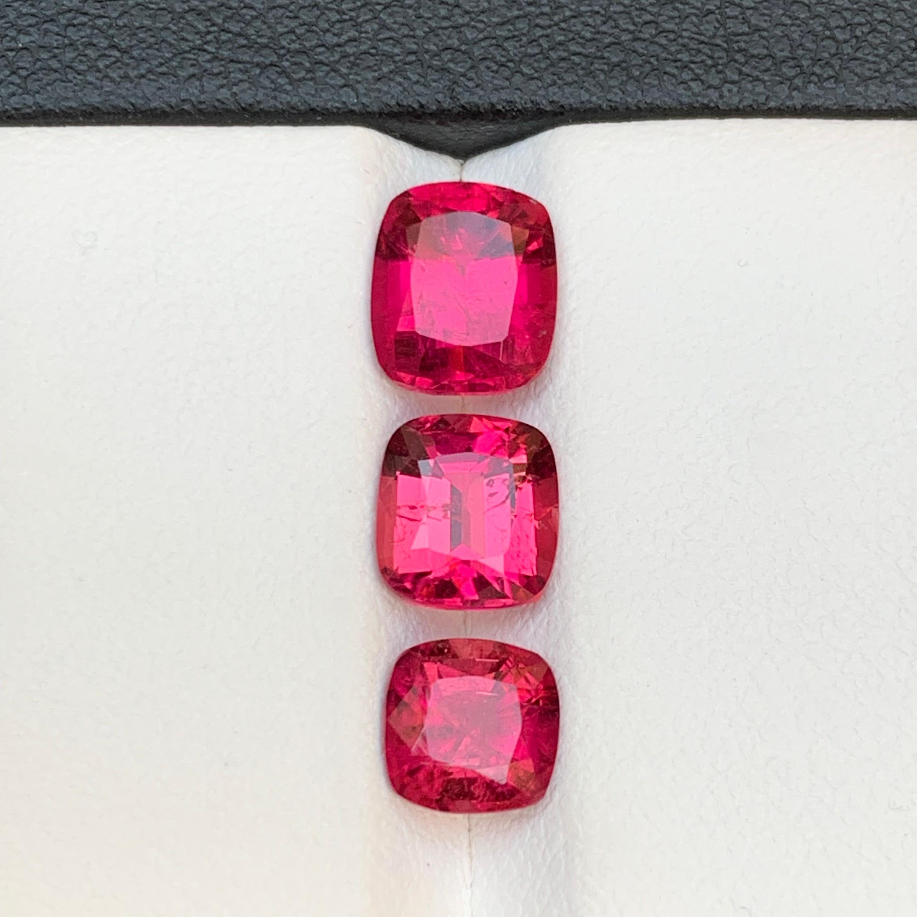 Reddish Pink Natural Rubellite Tourmaline Loose Gemstones 4.45 Ct Cushion-Jewel For Sale 6