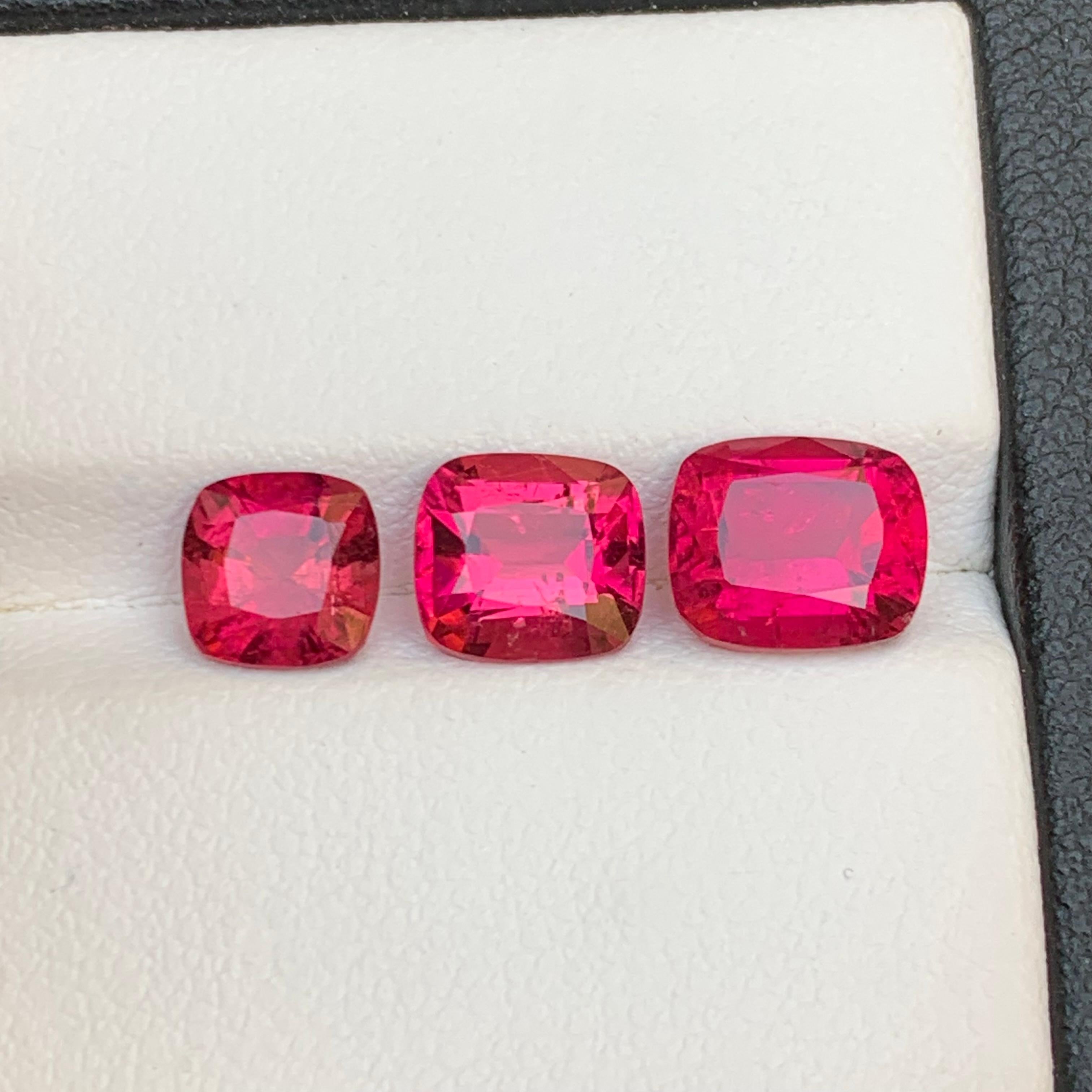 Contemporary Reddish Pink Natural Rubellite Tourmaline Loose Gemstones 4.45 Ct Cushion-Jewel For Sale