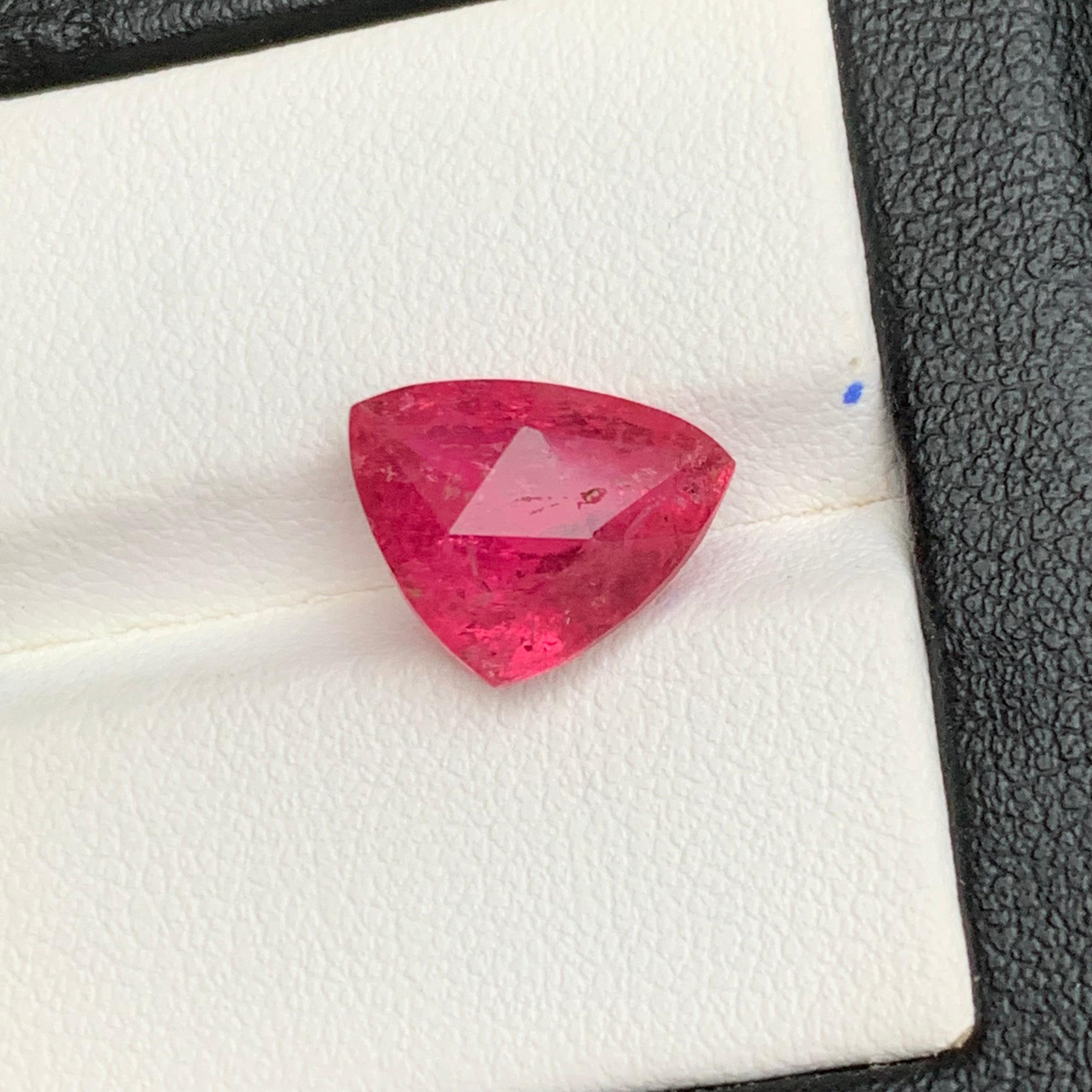 Contemporary Reddish Pink Natural Rubellite Tourmaline Necklace Pendant Loose Gemstone 3.95Ct For Sale
