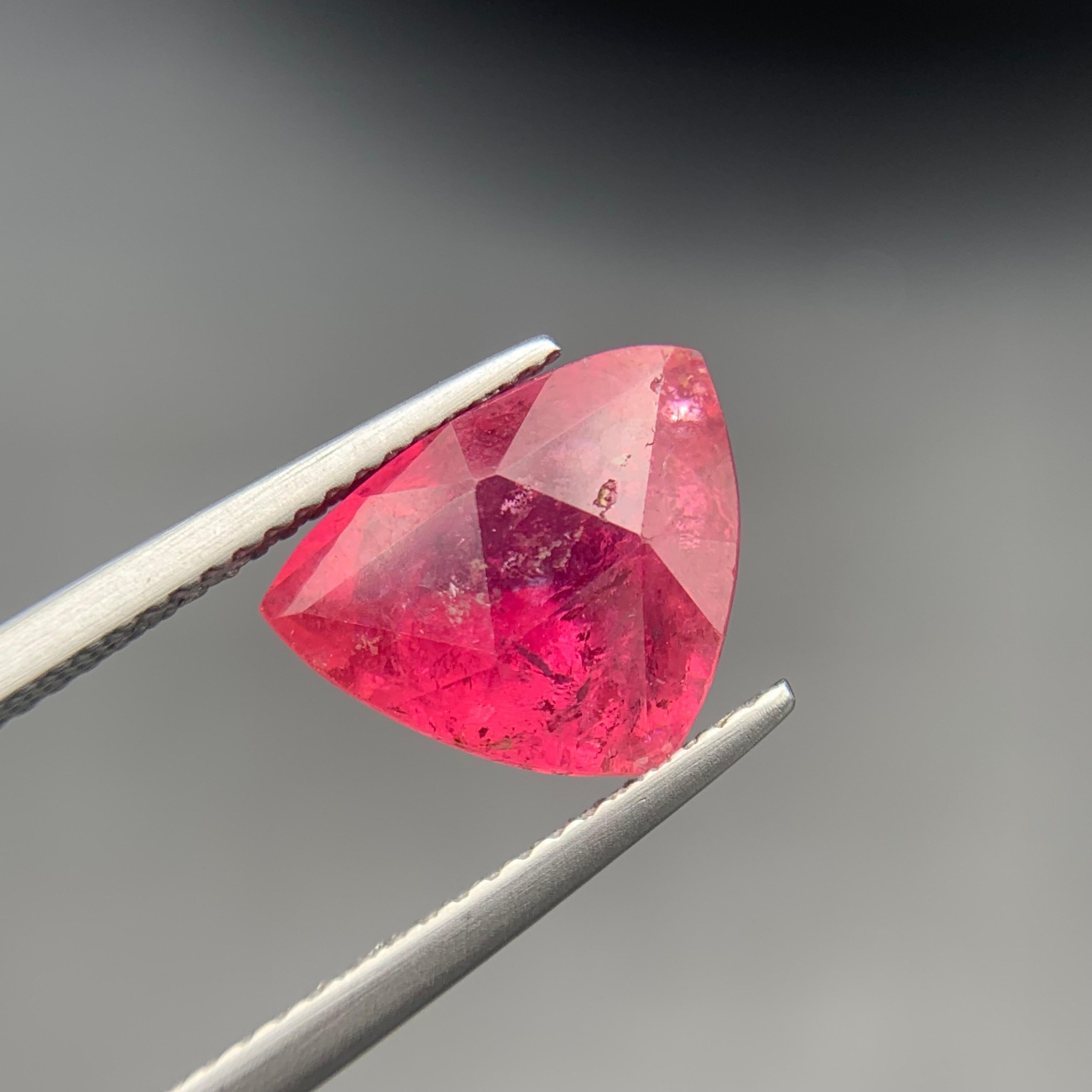 Reddish Pink Natural Rubellite Tourmaline Necklace Pendant Loose Gemstone 3.95Ct For Sale 3