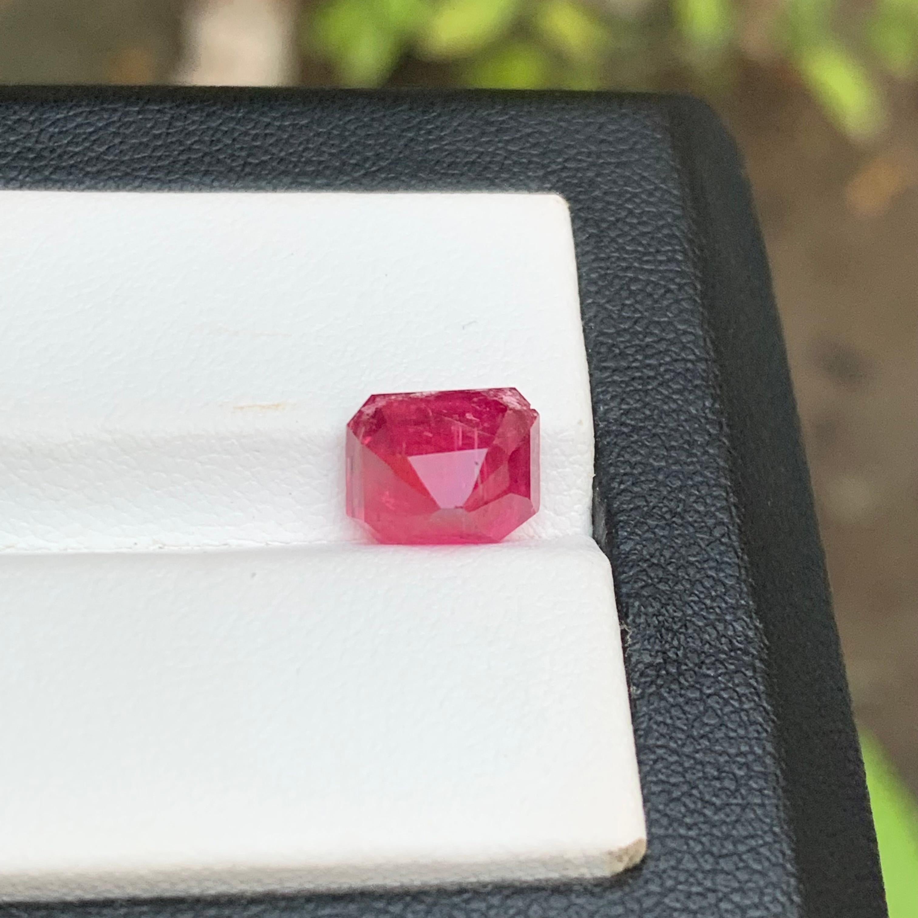 Women's or Men's Reddish Pink Natural Rubellite Tourmaline Ring Gemstone 3.30Ct Emerald Cut-Jewel For Sale