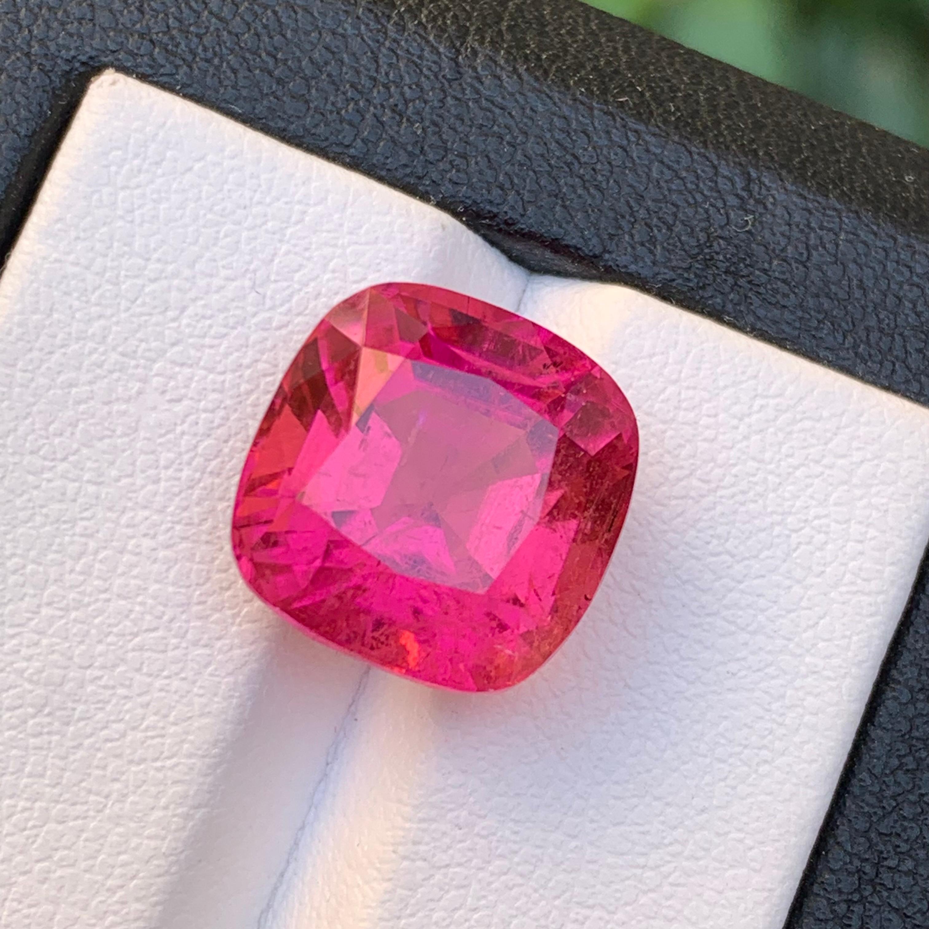 Anello con tormalina rubellite naturale rosa rossastra 13.2 carati taglio cuscino in vendita 5