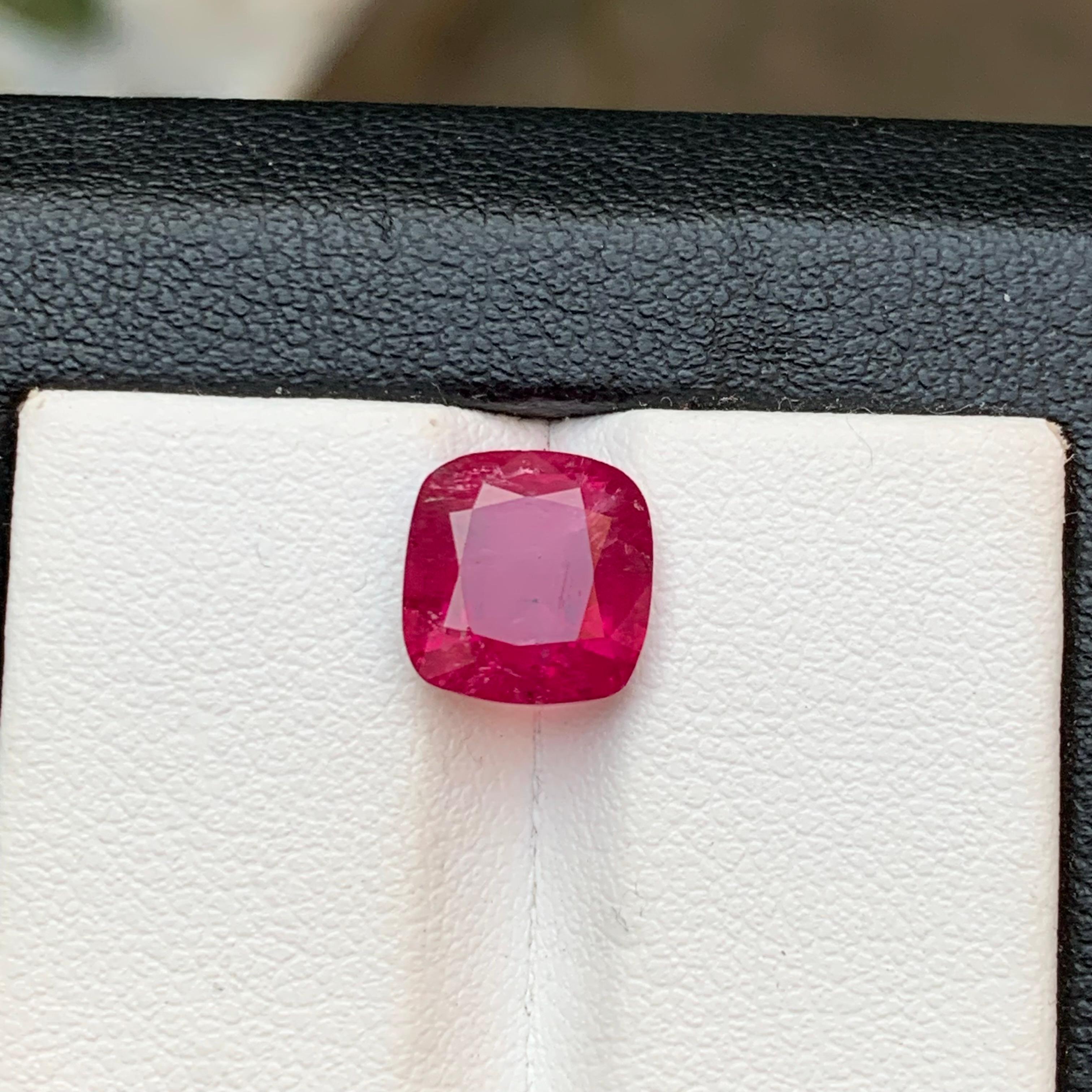 Anillo de Turmalina Rubelita Natural Rosa Rojizo Suelta  Piedra 3 qt talla cojín en venta 2
