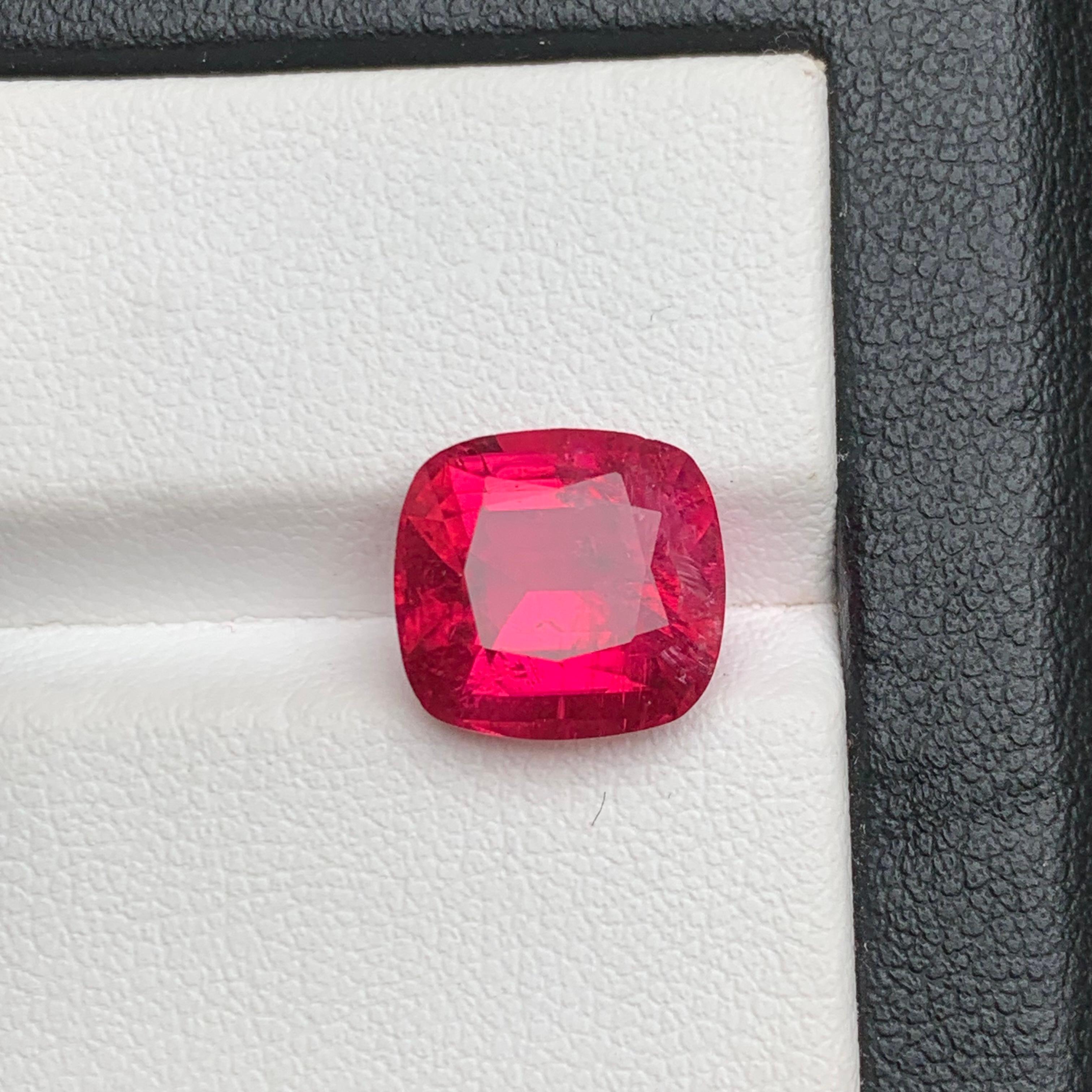 Reddish Pink Natural Rubellite Tourmaline Ring Loose Gemstone 4.75Ct Cushion Cut For Sale 6