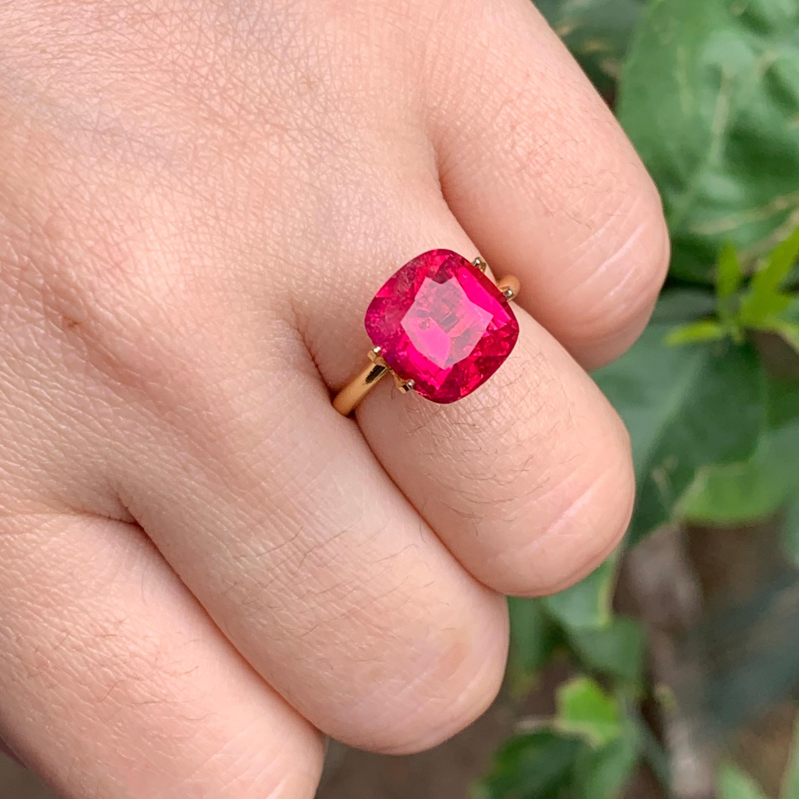 Reddish Pink Natural Rubellite Tourmaline Ring Loose Gemstone 4.75Ct Cushion Cut For Sale 7