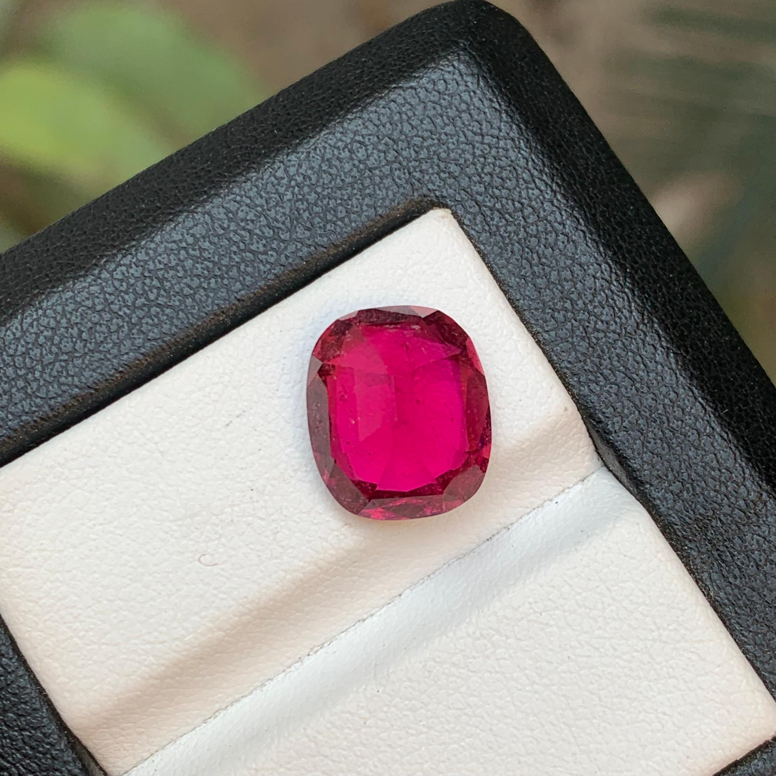 Reddish Pink Natural Rubellite Tourmaline Ring Loose Gemstone 5.85Ct CushionCut For Sale 1