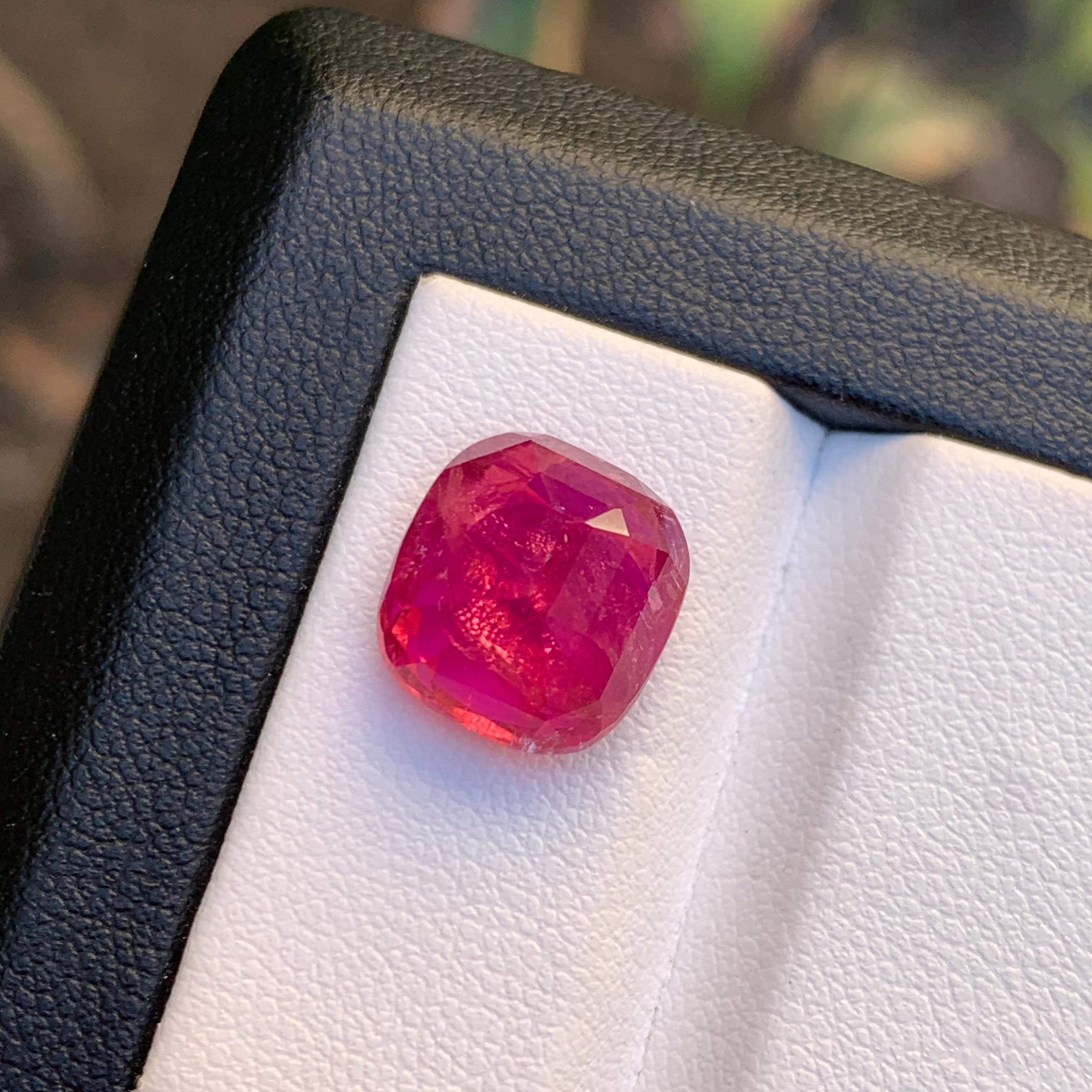 Anillo de turmalina rubelita natural rosa rojizo Gema suelta 7.05Ct talla cojín en venta 4