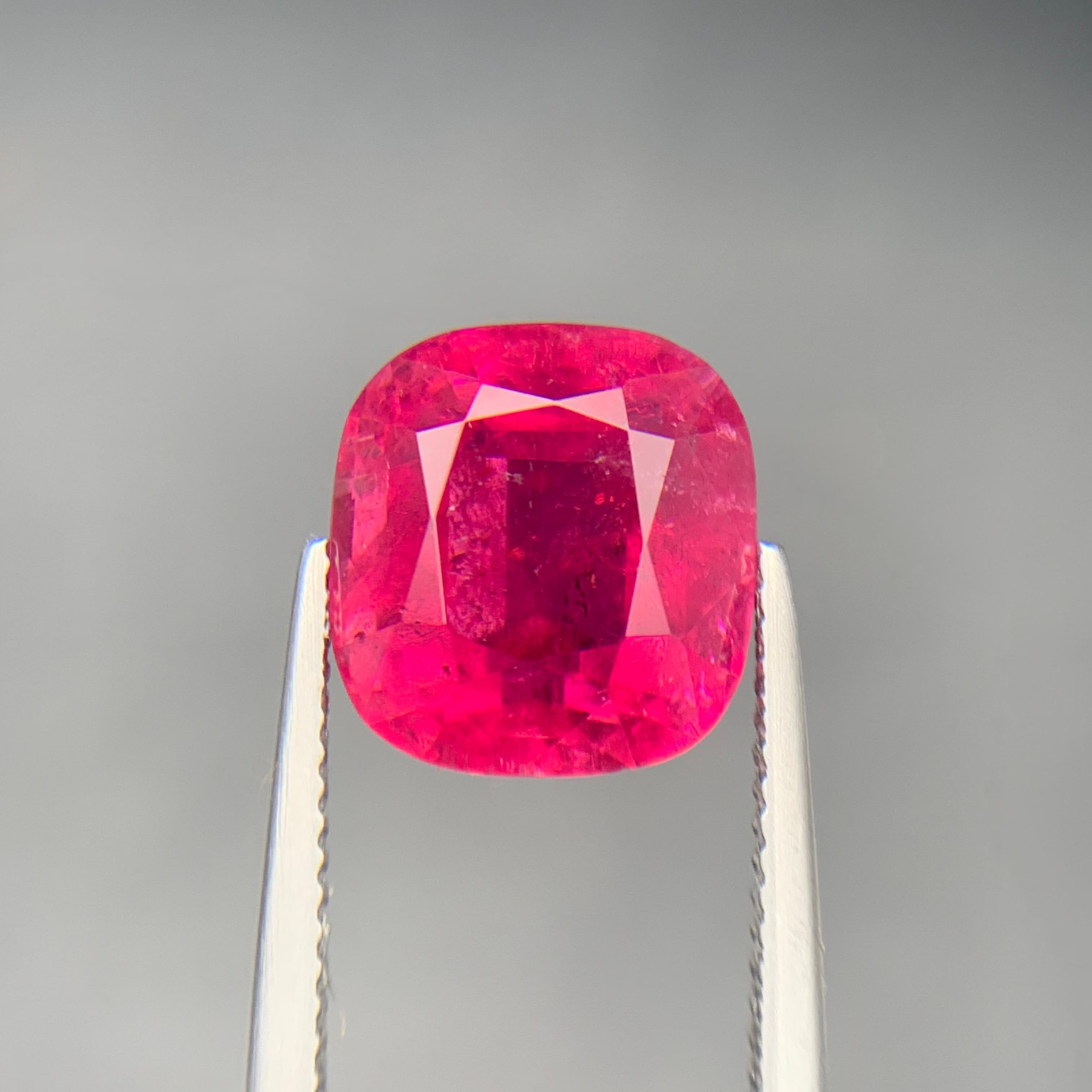 Anillo de turmalina rubelita natural rosa rojizo Gema suelta 7.05Ct talla cojín en venta 5