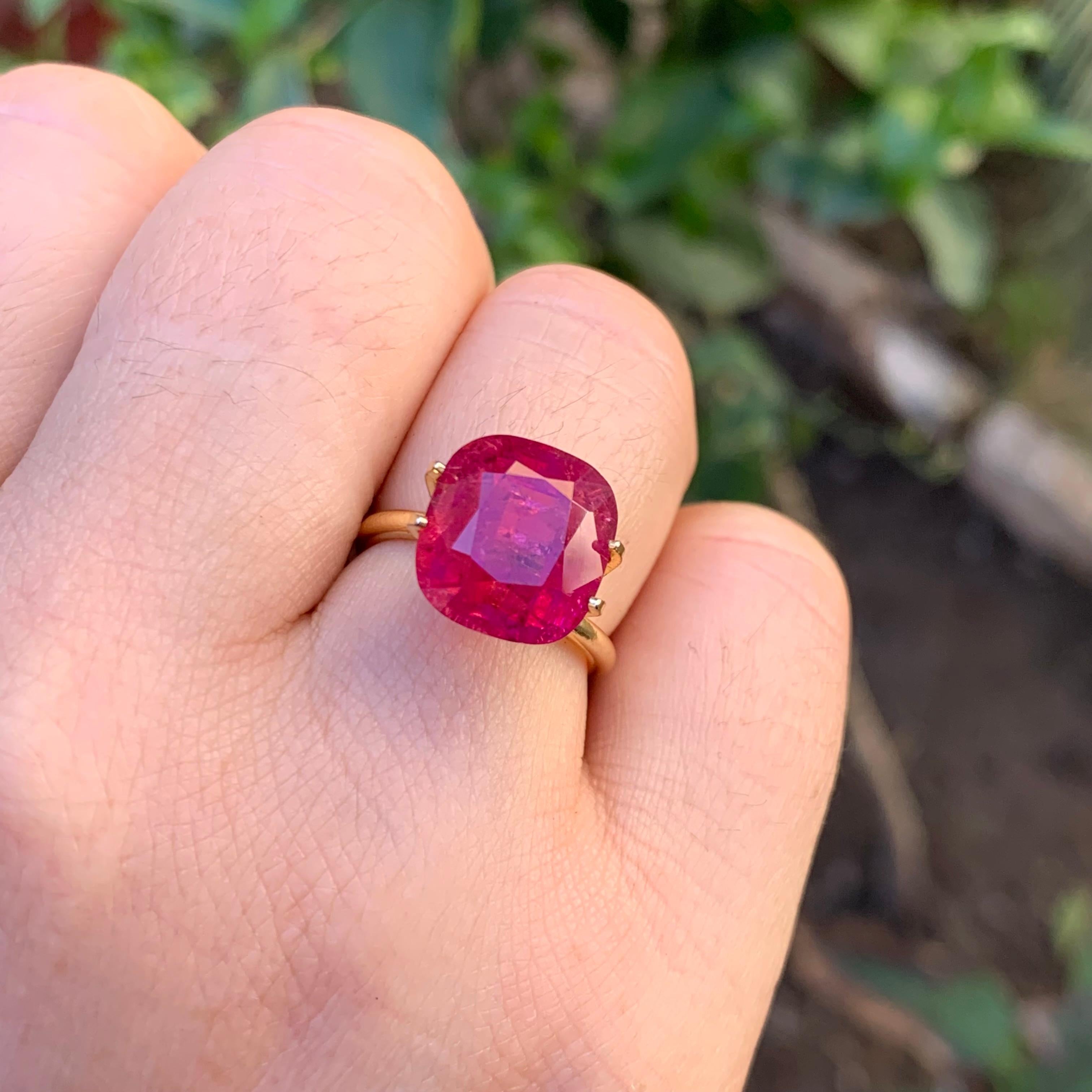 Anillo de turmalina rubelita natural rosa rojizo Gema suelta 7.05Ct talla cojín en venta 2