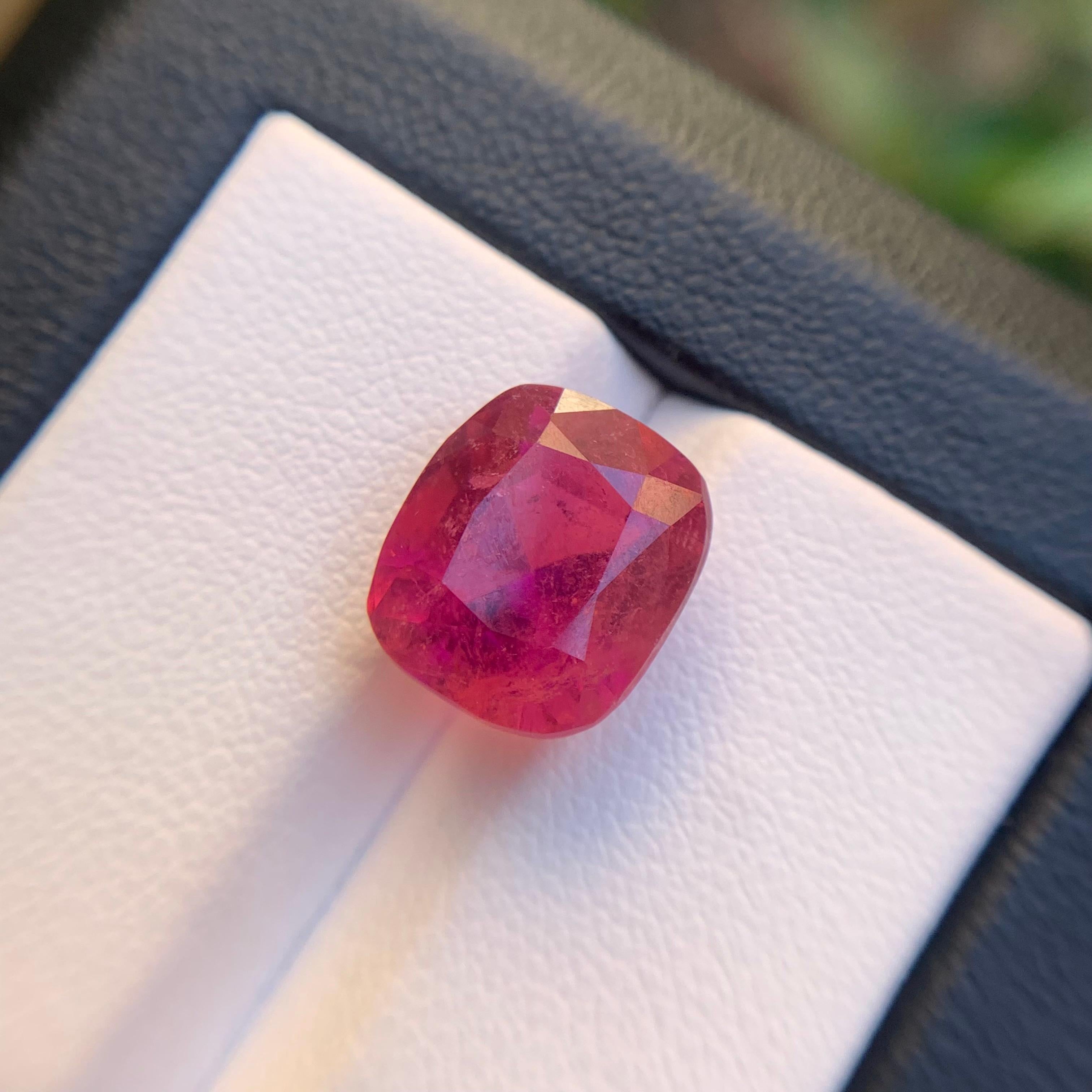 Anillo de turmalina rubelita natural rosa rojizo Gema suelta 7.70Ct talla cojín en venta 7