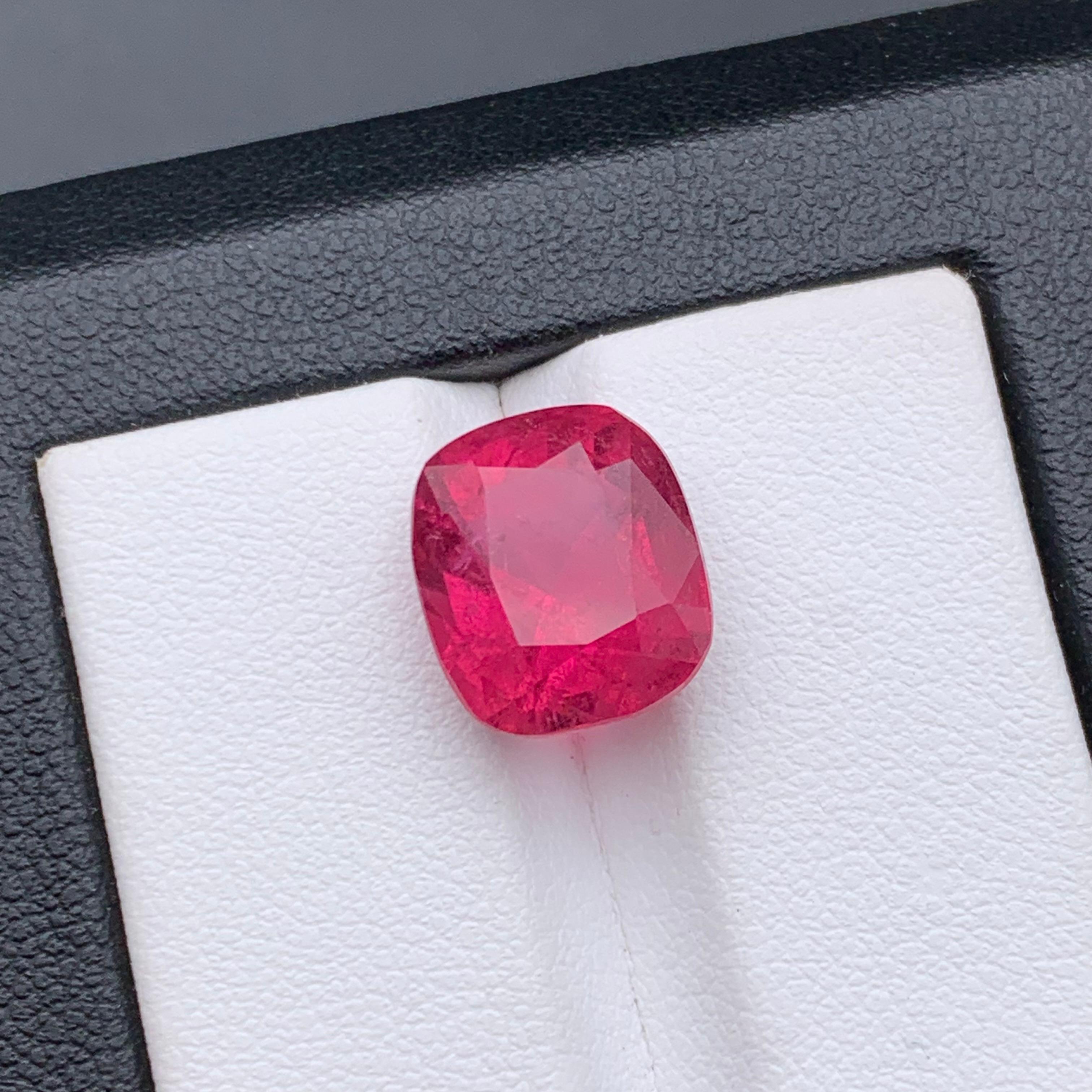 Anillo de turmalina rubelita natural rosa rojizo Gema suelta 7.70Ct talla cojín en Nuevo estado para la venta en Peshawar, PK