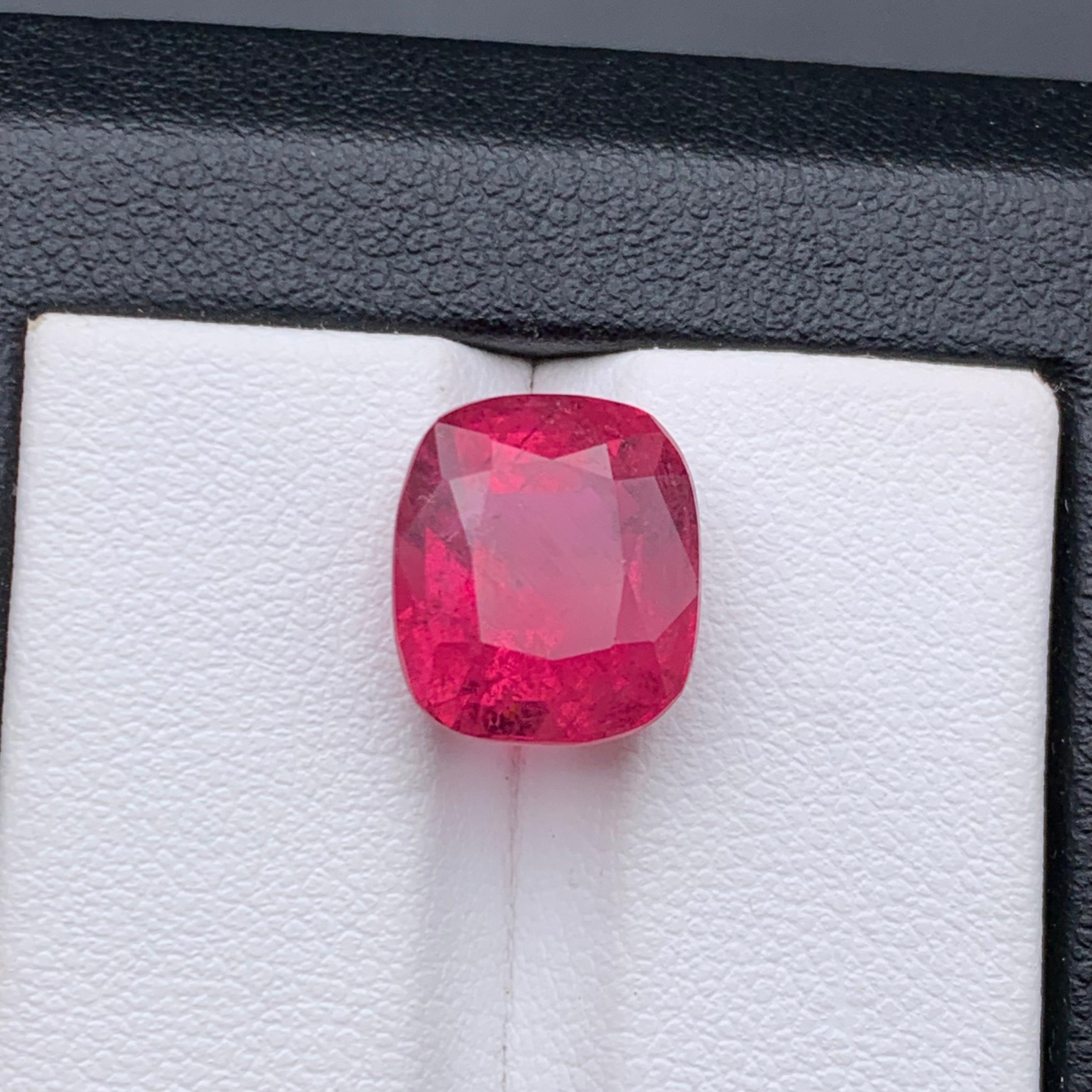 Anillo de turmalina rubelita natural rosa rojizo Gema suelta 7.70Ct talla cojín en venta 1
