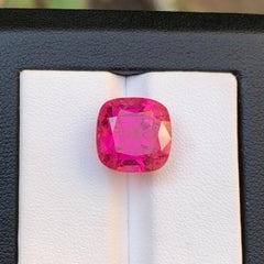 Bague en tourmaline rubellite naturelle rose rougeâtre taille coussin 9.40 carats